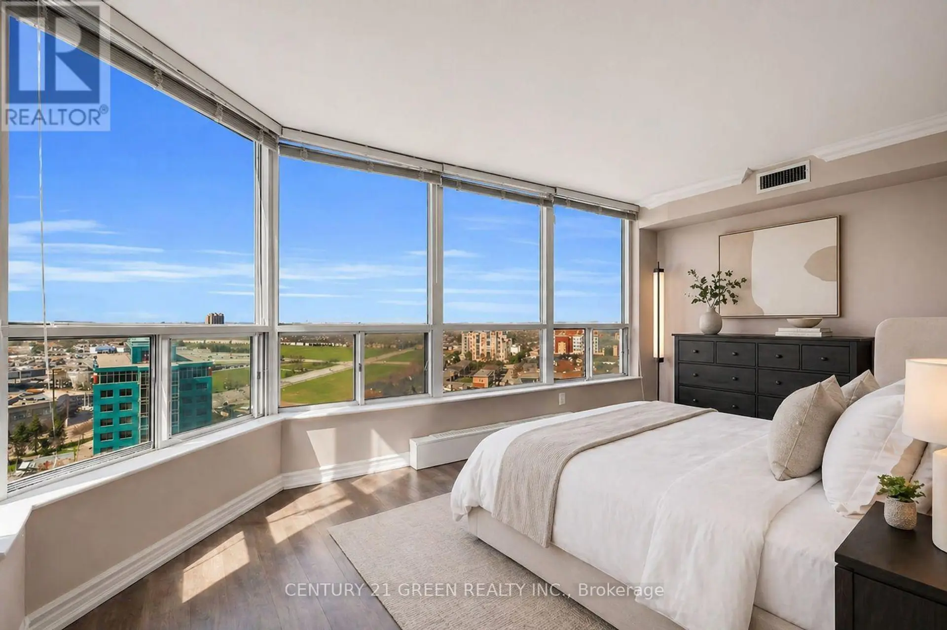 #1903 4470 TUCANA COURT - Image 9