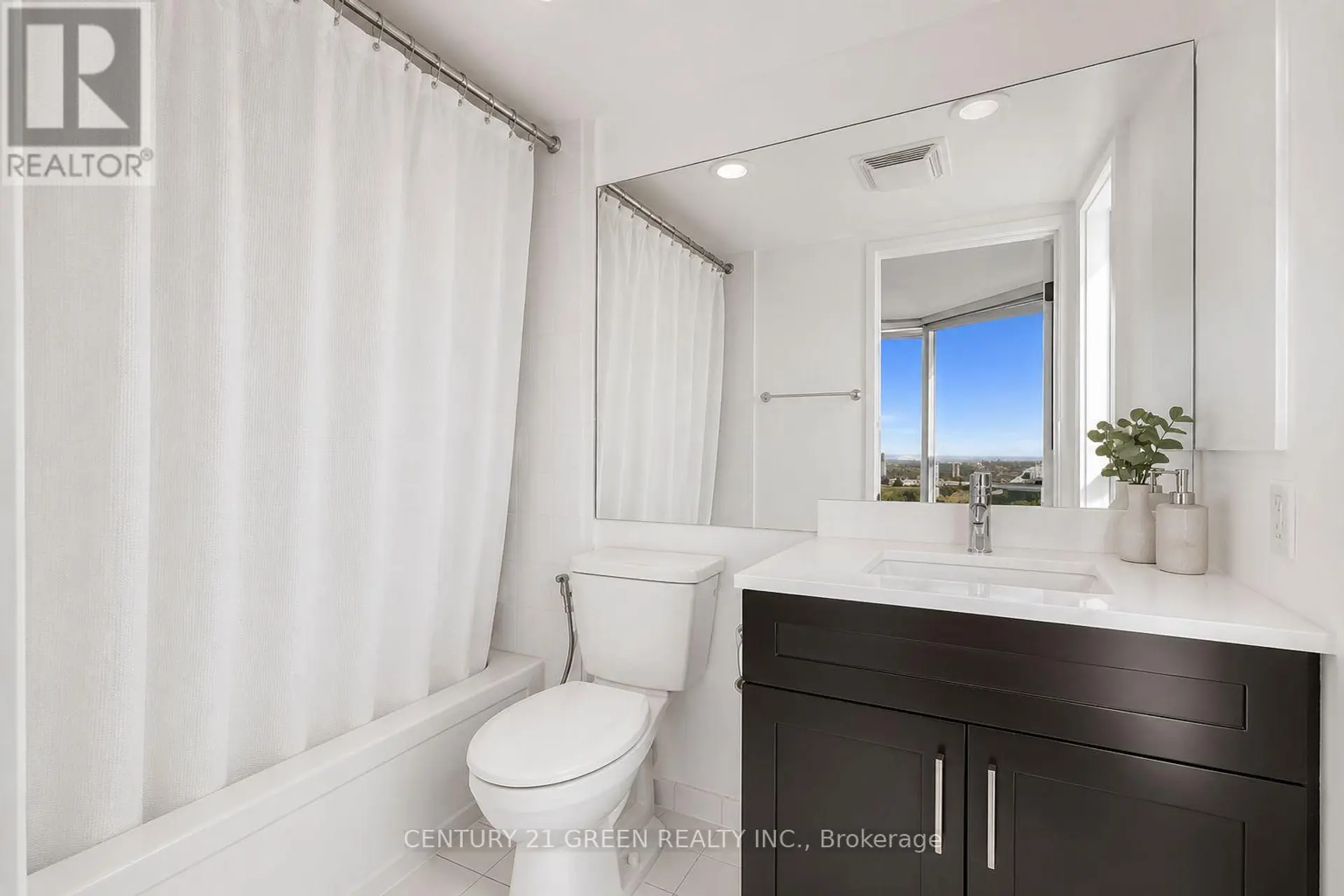 #1903 4470 TUCANA COURT - Image 10
