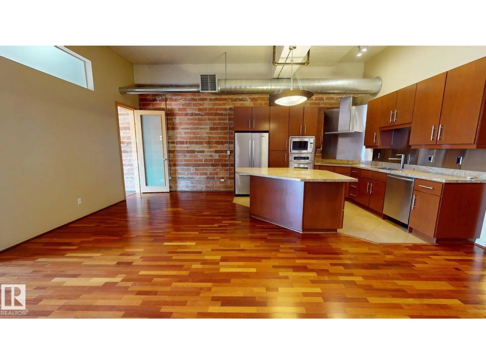 #241 10309 107 ST NW - Image 4