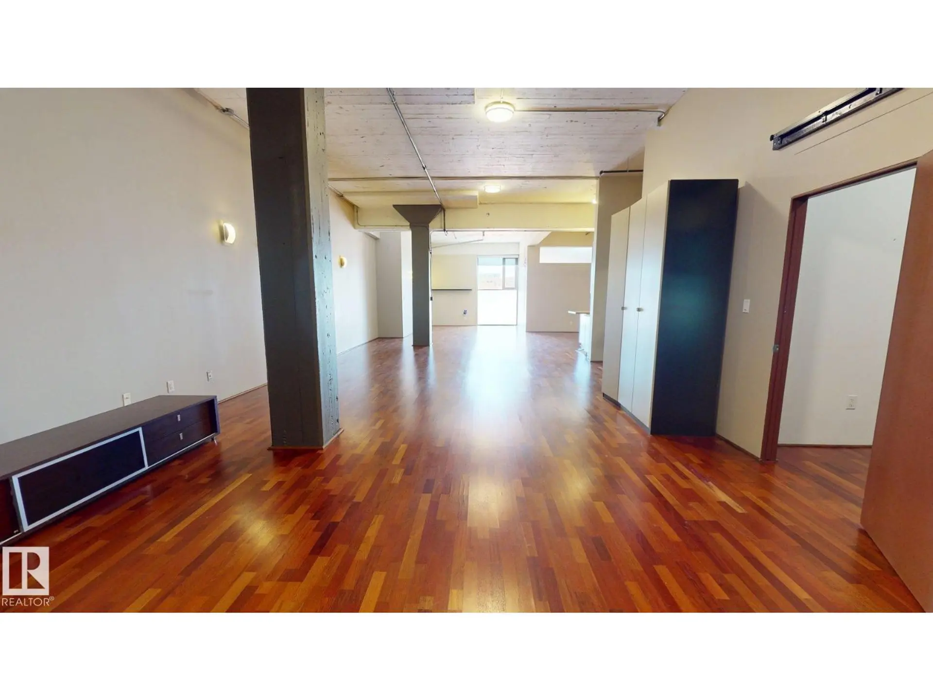 #241 10309 107 ST NW - Image 8
