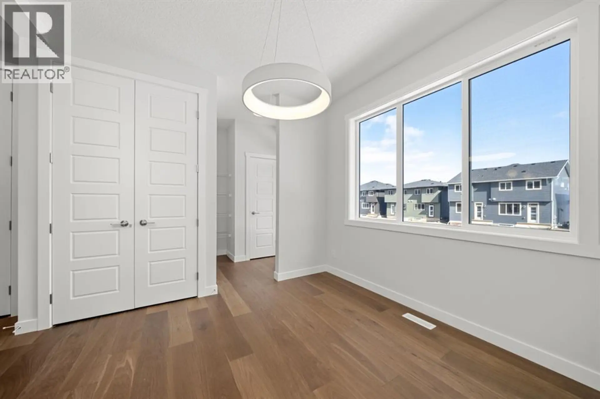 106 Sora Gardens SE - Image 5