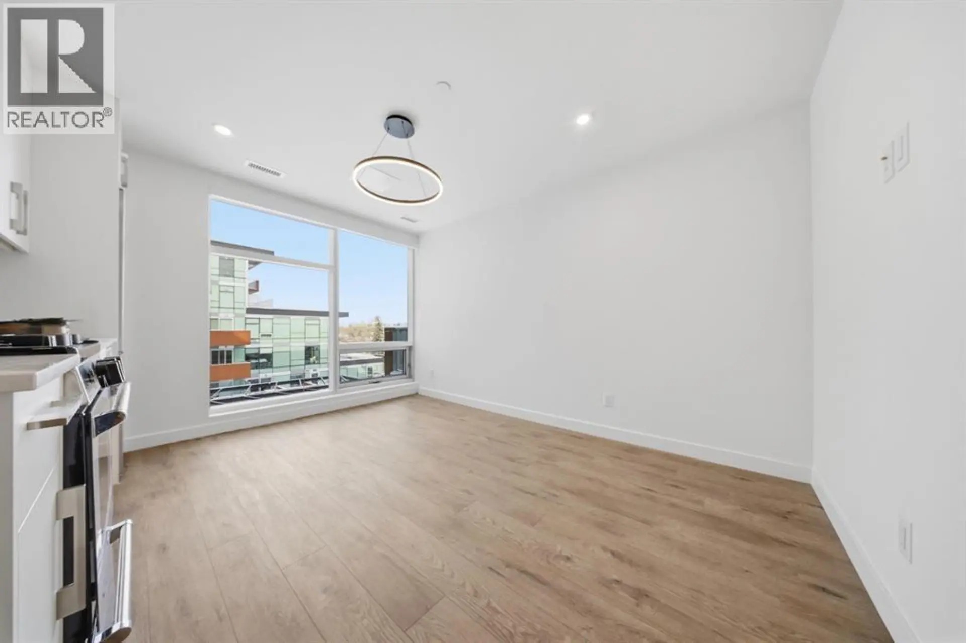 #447 110 18A Street NW - Image 11