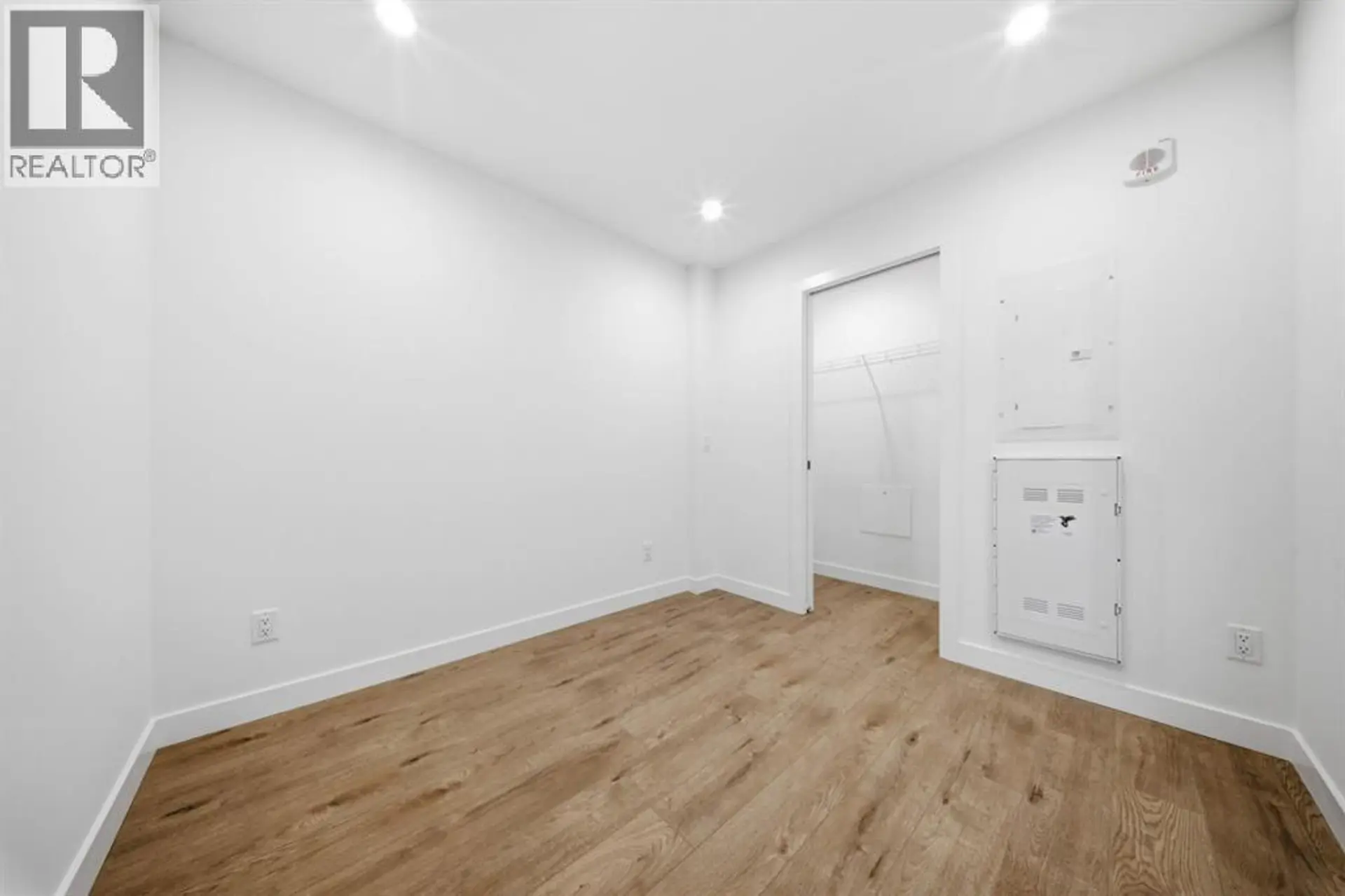#447 110 18A Street NW - Image 7