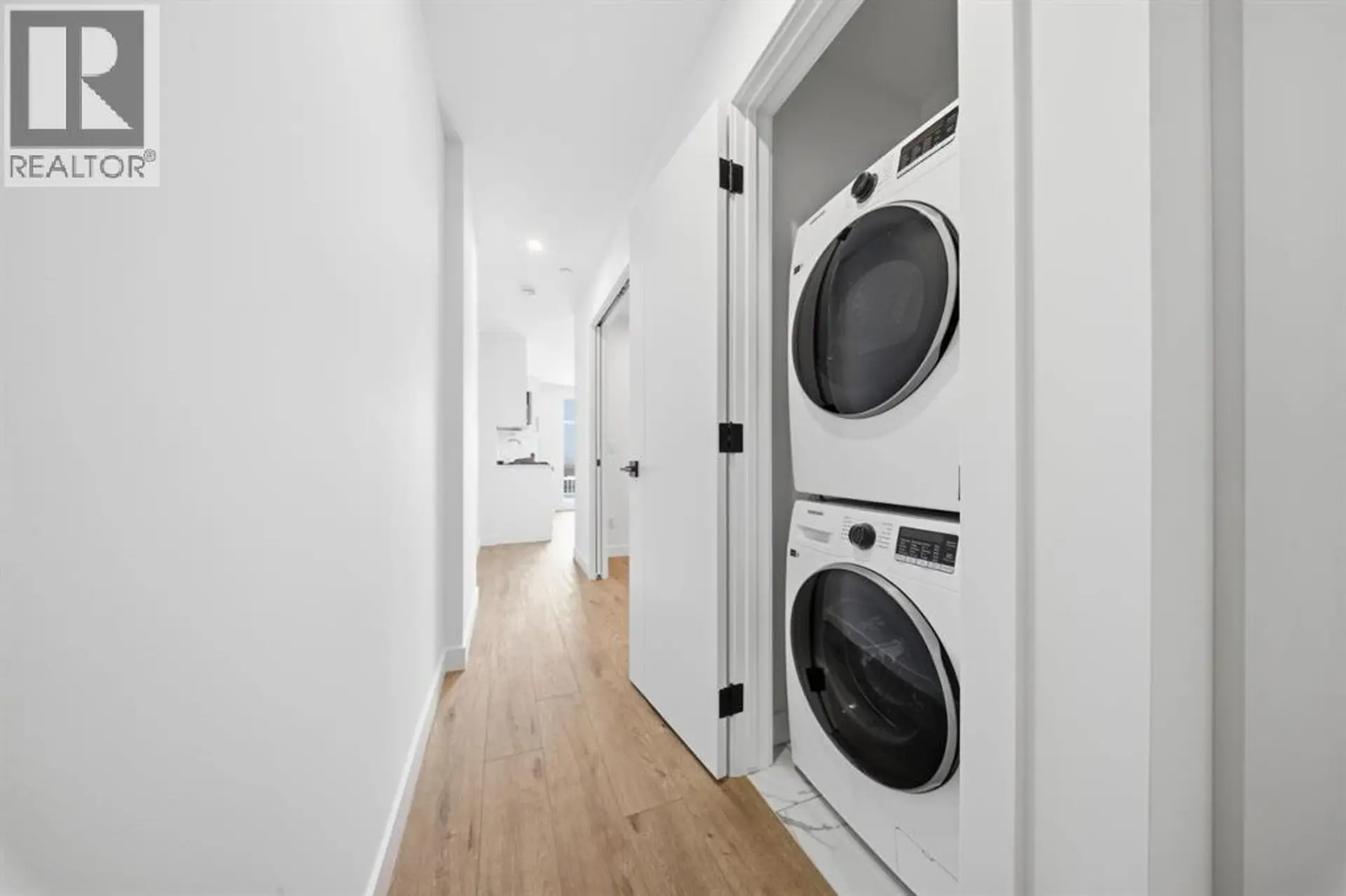 #447 110 18A Street NW - Image 9