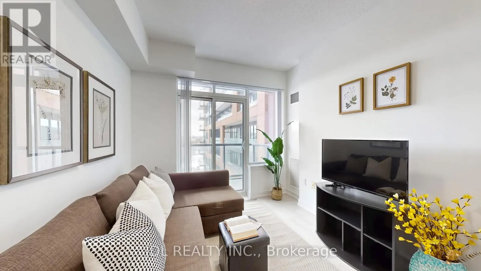 #707 1038 MCNICOLL AVENUE - Image 7