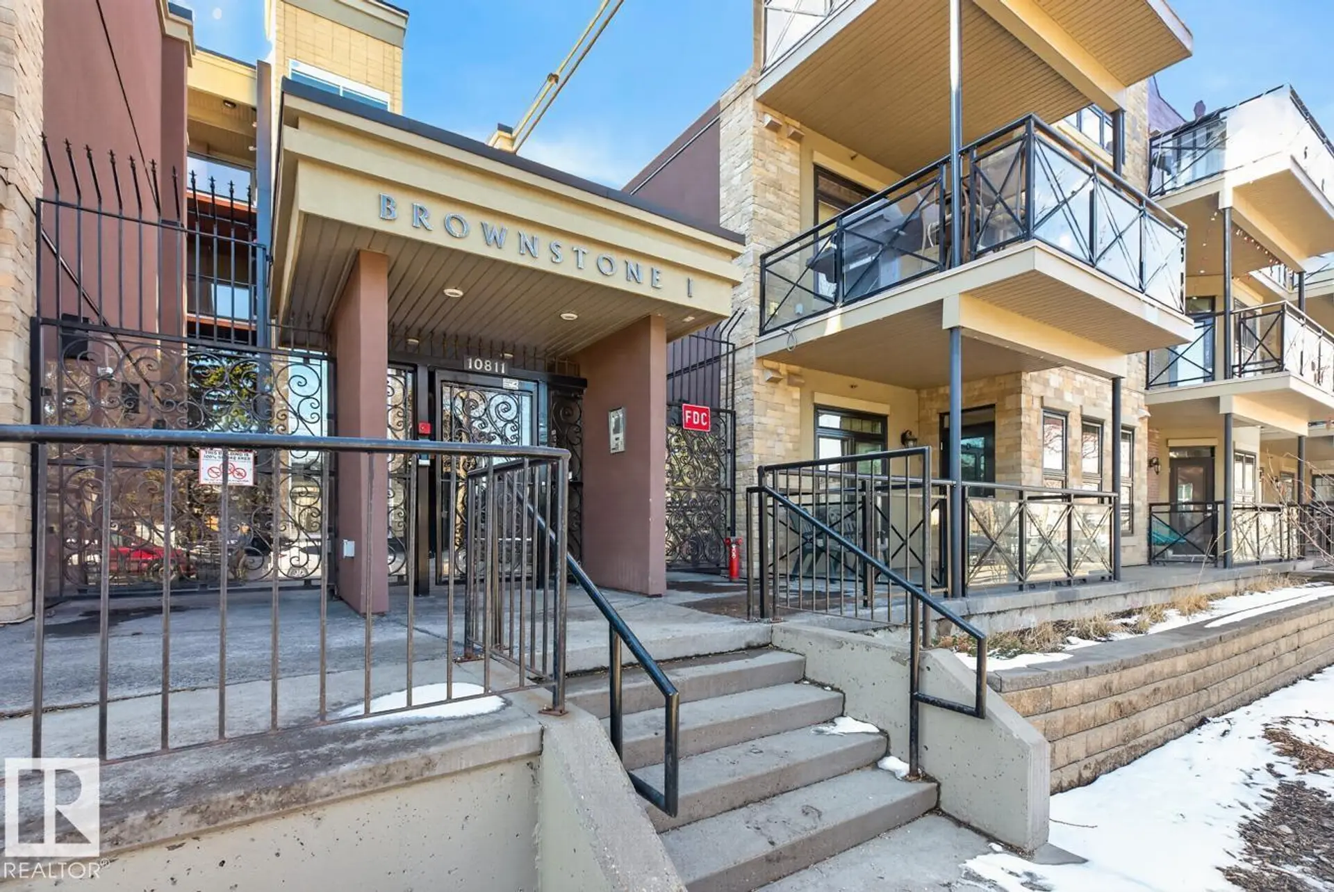 #102 10811 72 AV NW - Image 18