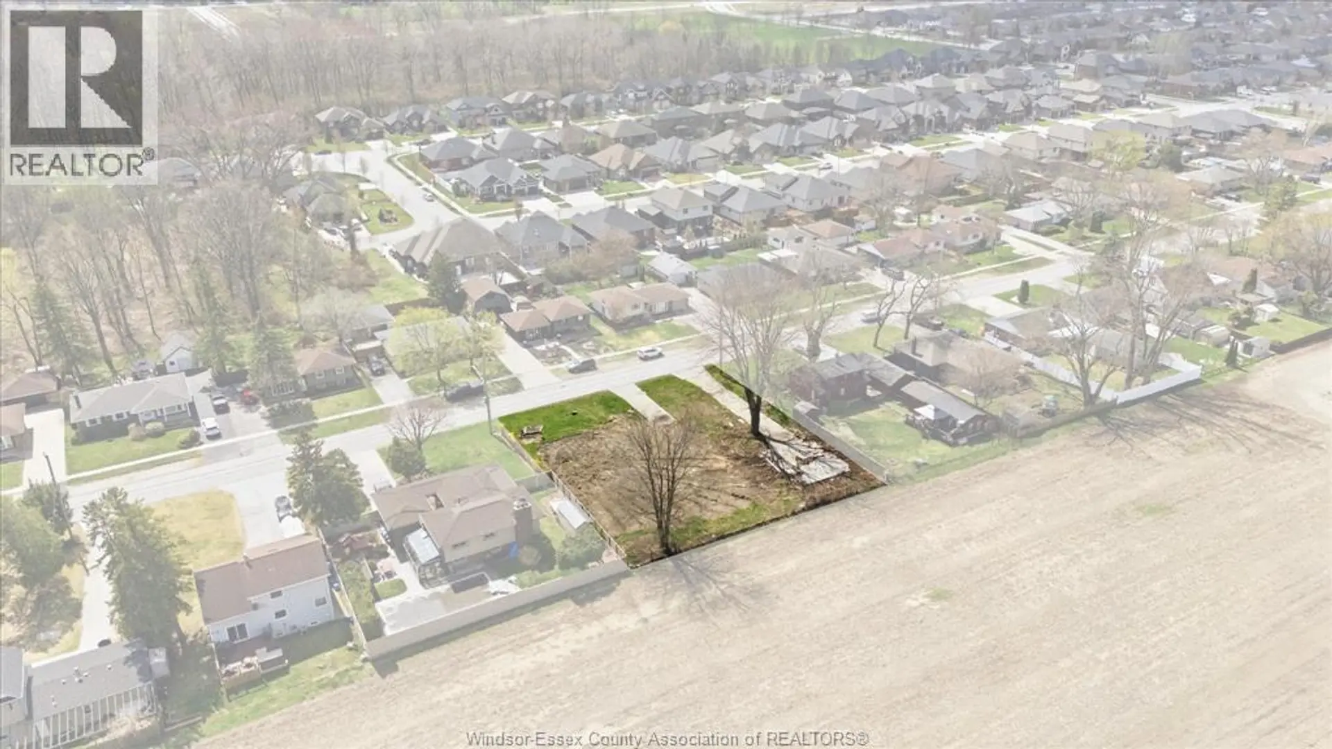 675 VICTORY STREET - Image 11