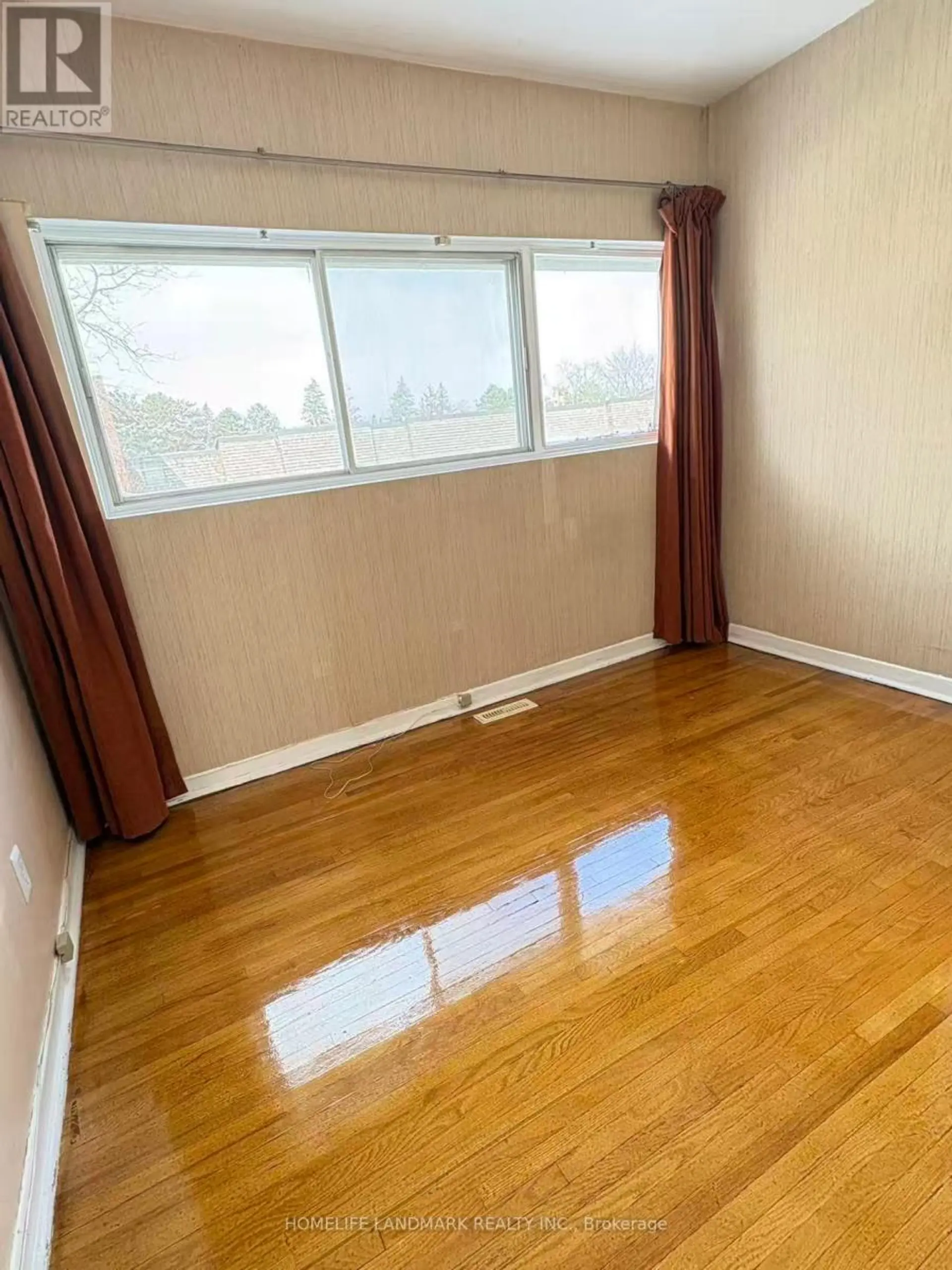 #14 86 CASTLEBURY CRESCENT - Image 5