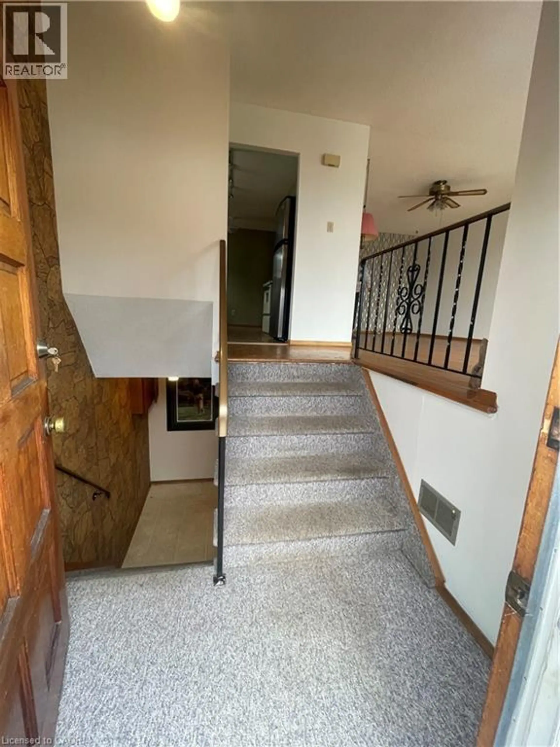 24 YEOVILLE Court - Image 2