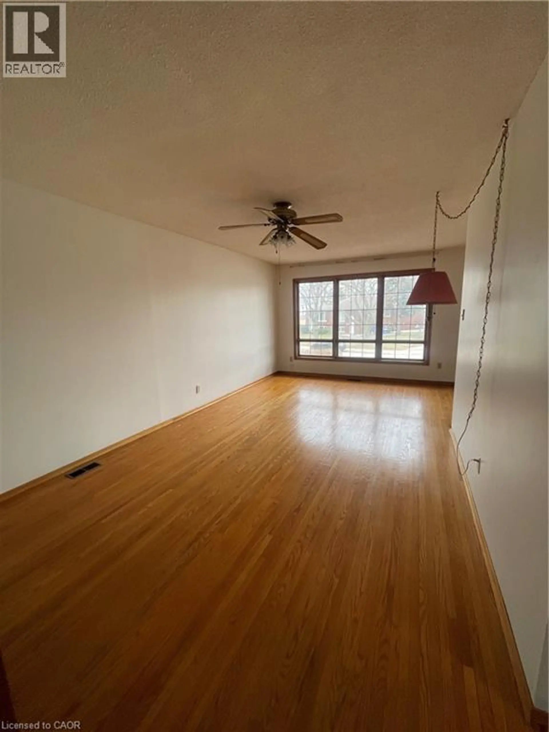 24 YEOVILLE Court - Image 7