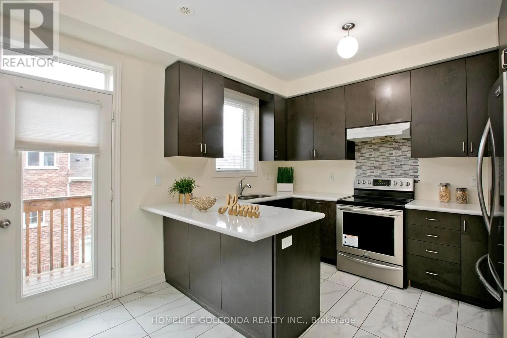 14 FANNY GROVE WAY - Image 7