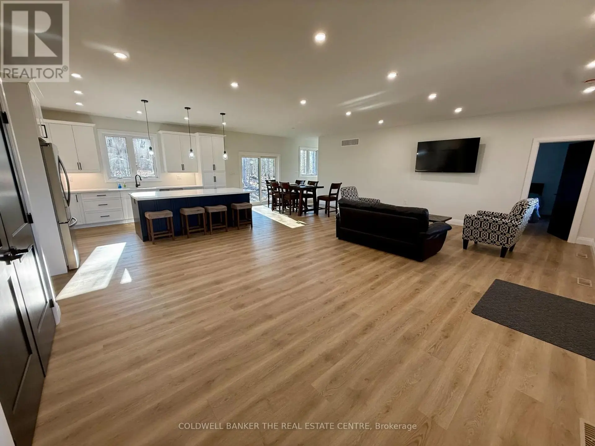 16 MILLIES WAY - Image 3