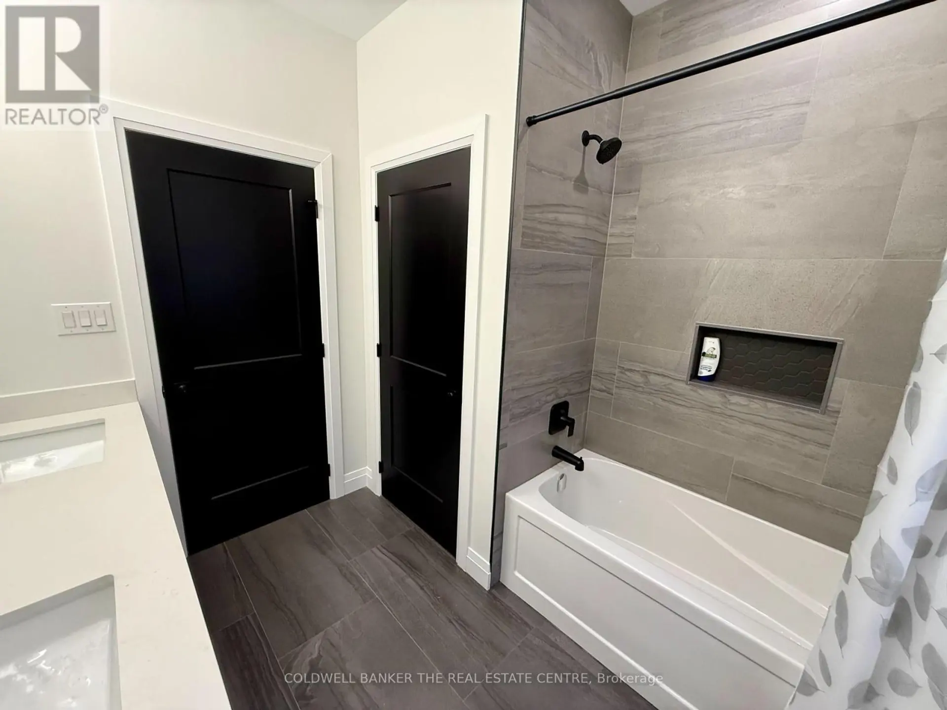 16 MILLIES WAY - Image 7