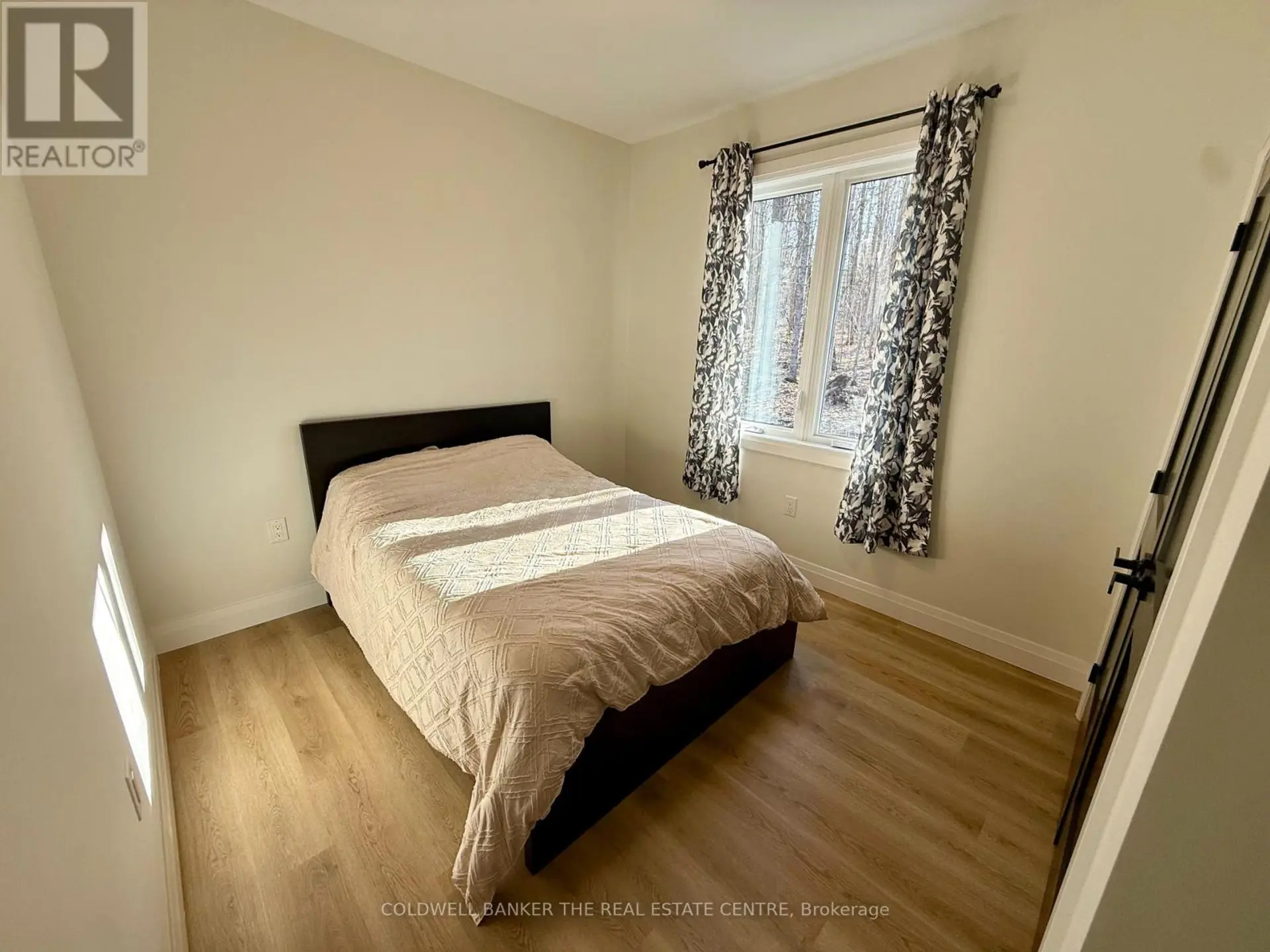 16 MILLIES WAY - Image 9