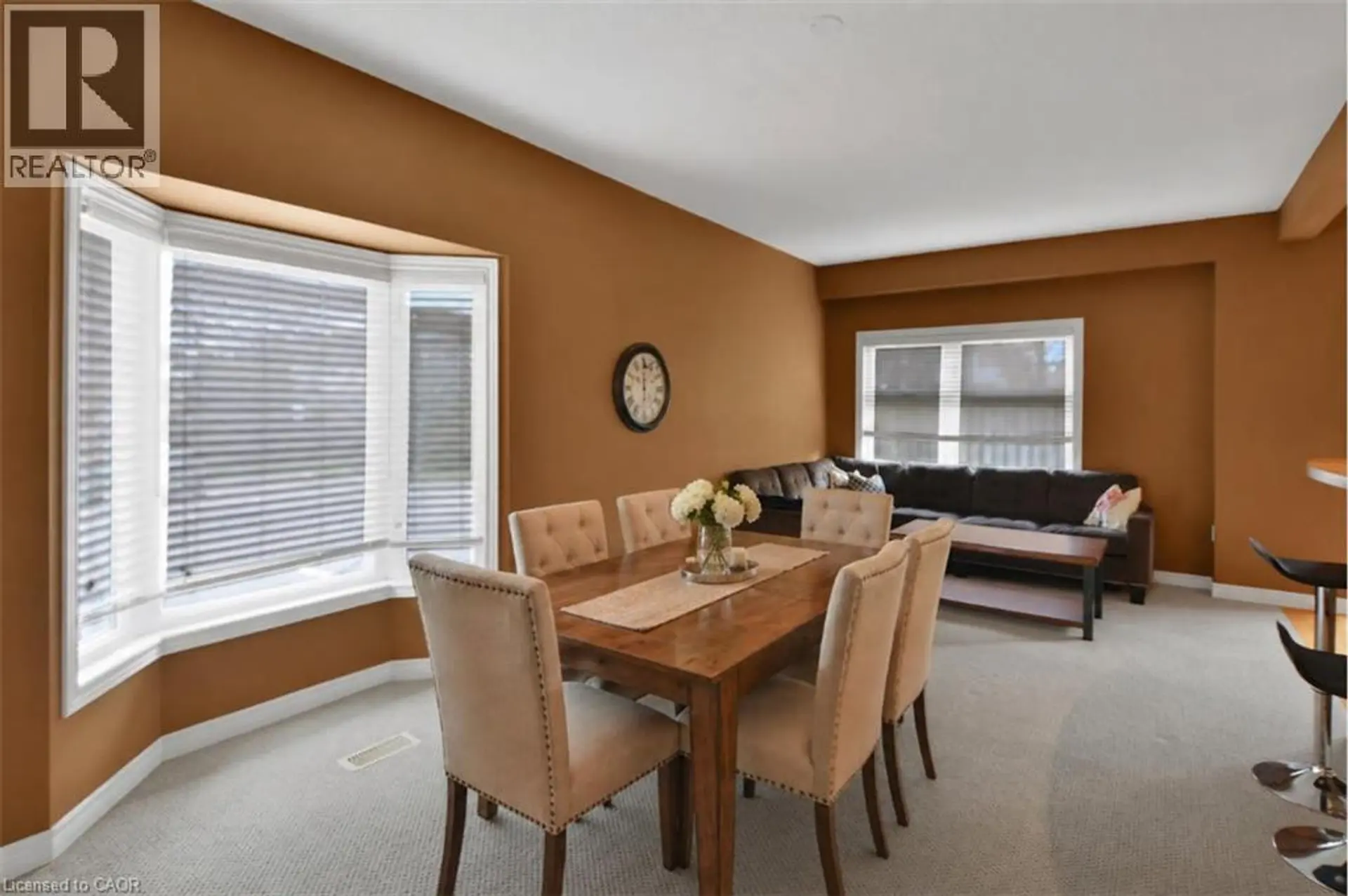 #43 60 CLOVERLEAF Drive - Image 5