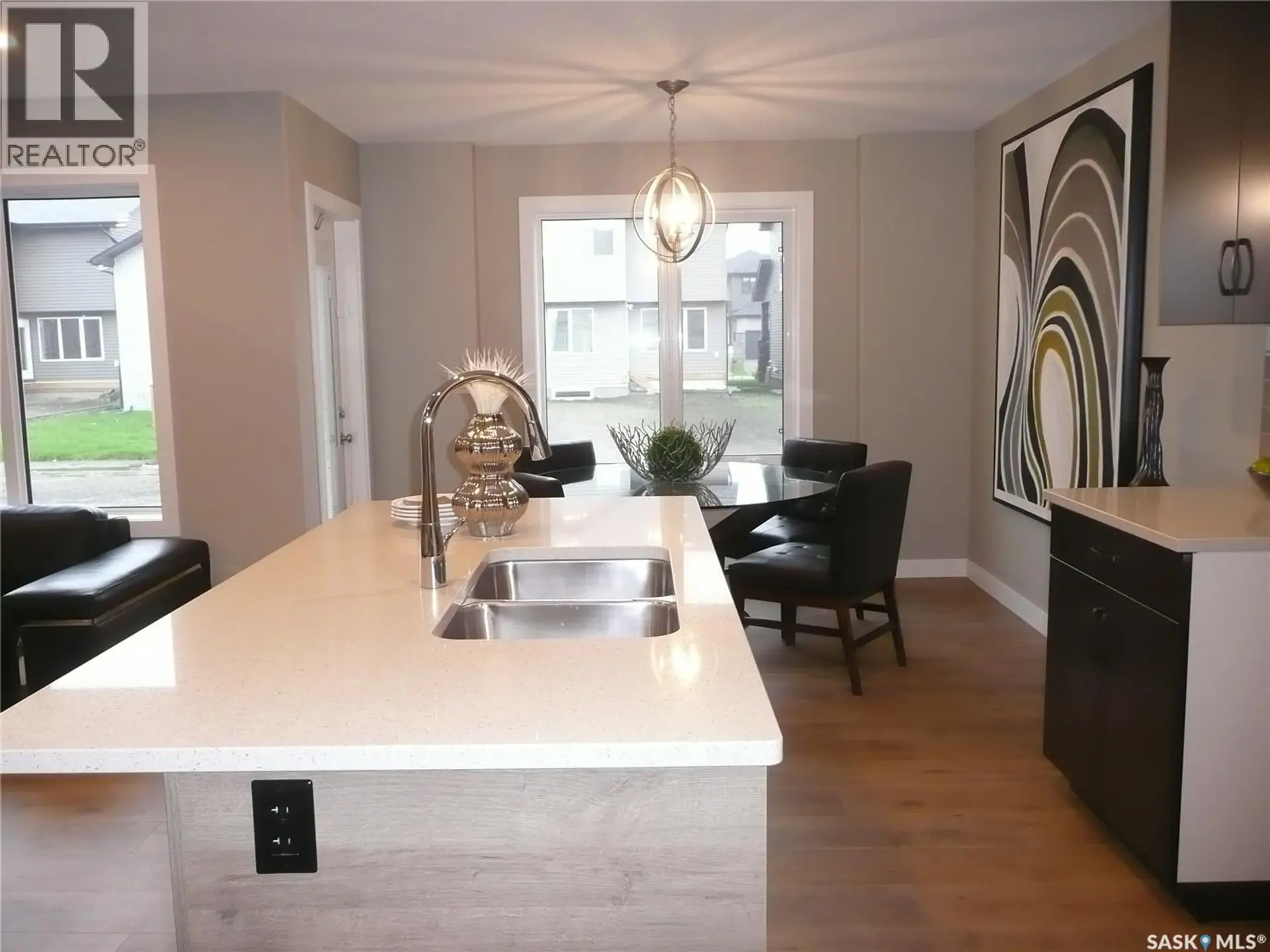 535 Traeger MANOR - Image 5
