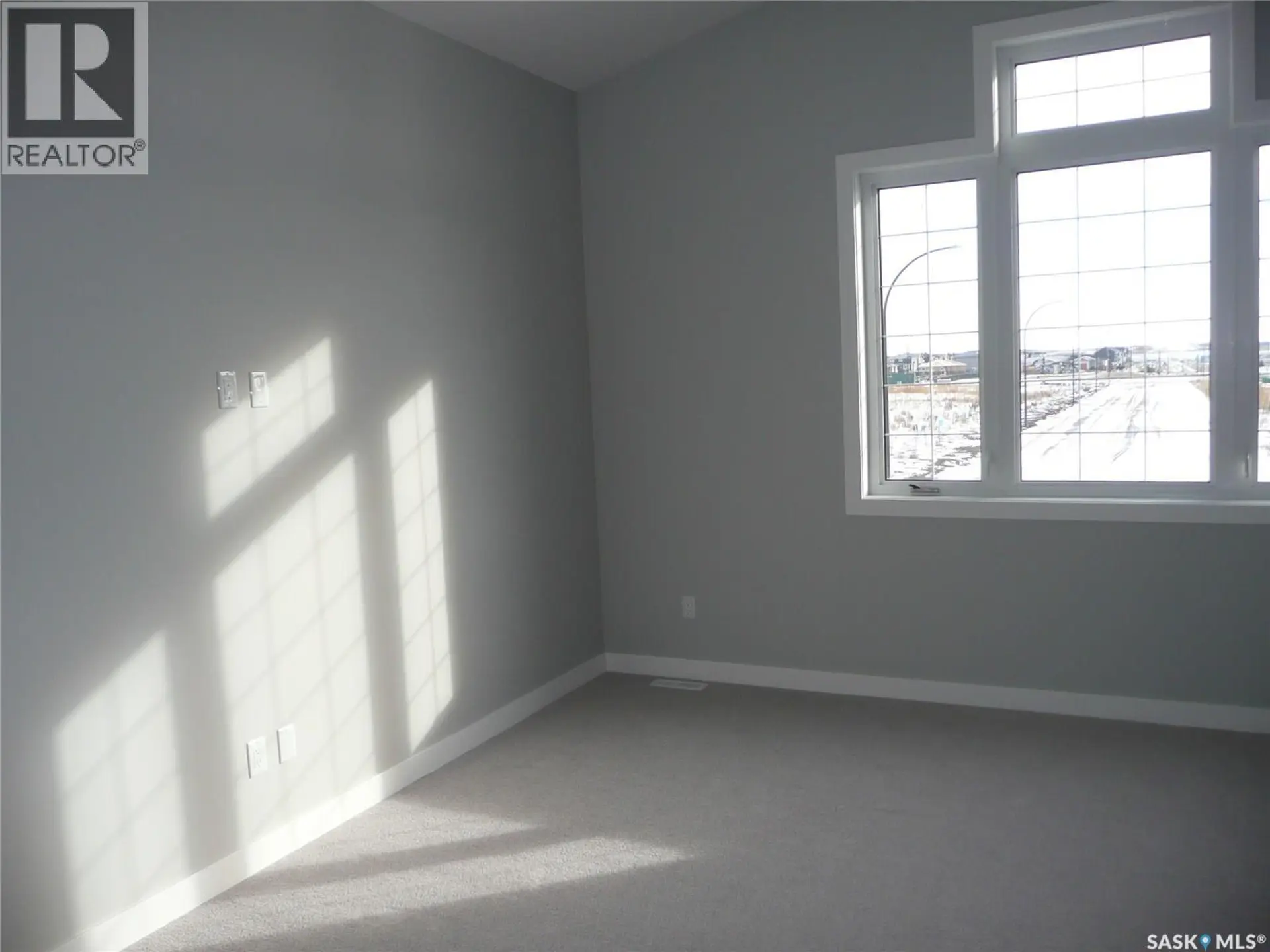 535 Traeger MANOR - Image 6