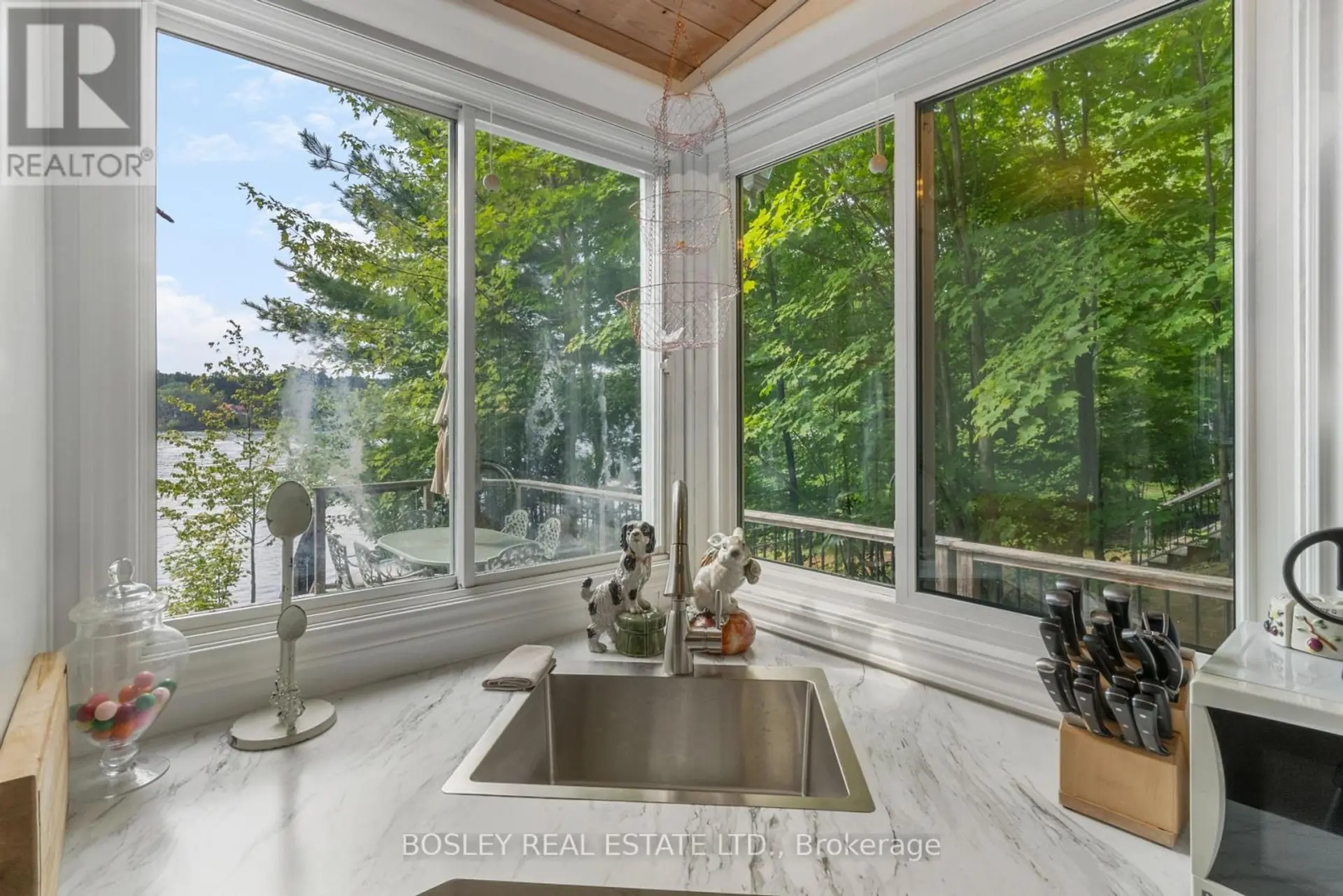 #COTTAGE 150 FARLAIN LAKE ROAD E - Image 5