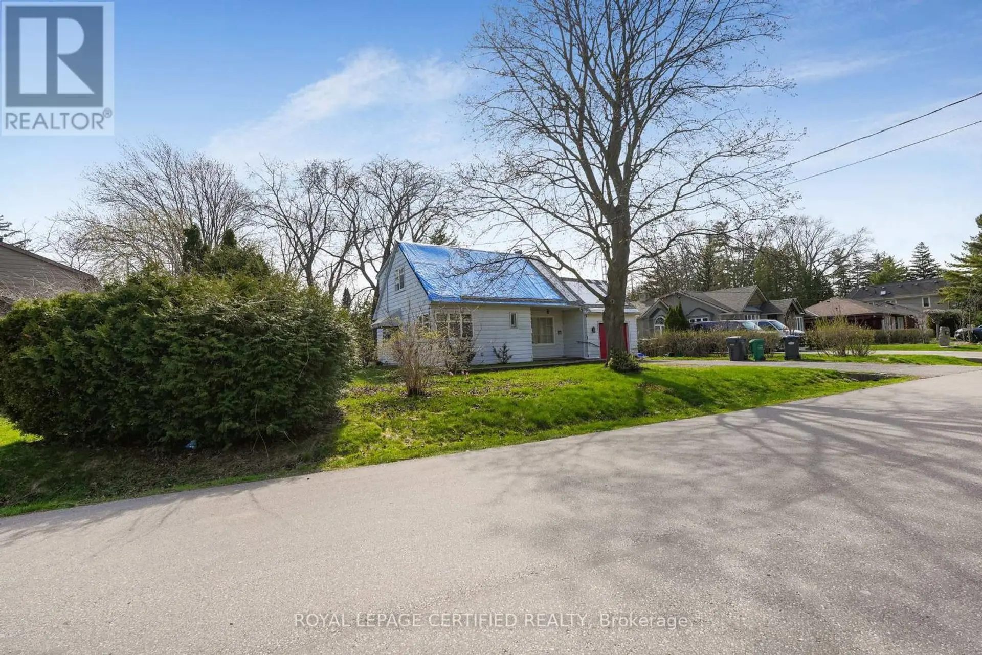 1348 HOLLYROOD AVENUE - Image 5