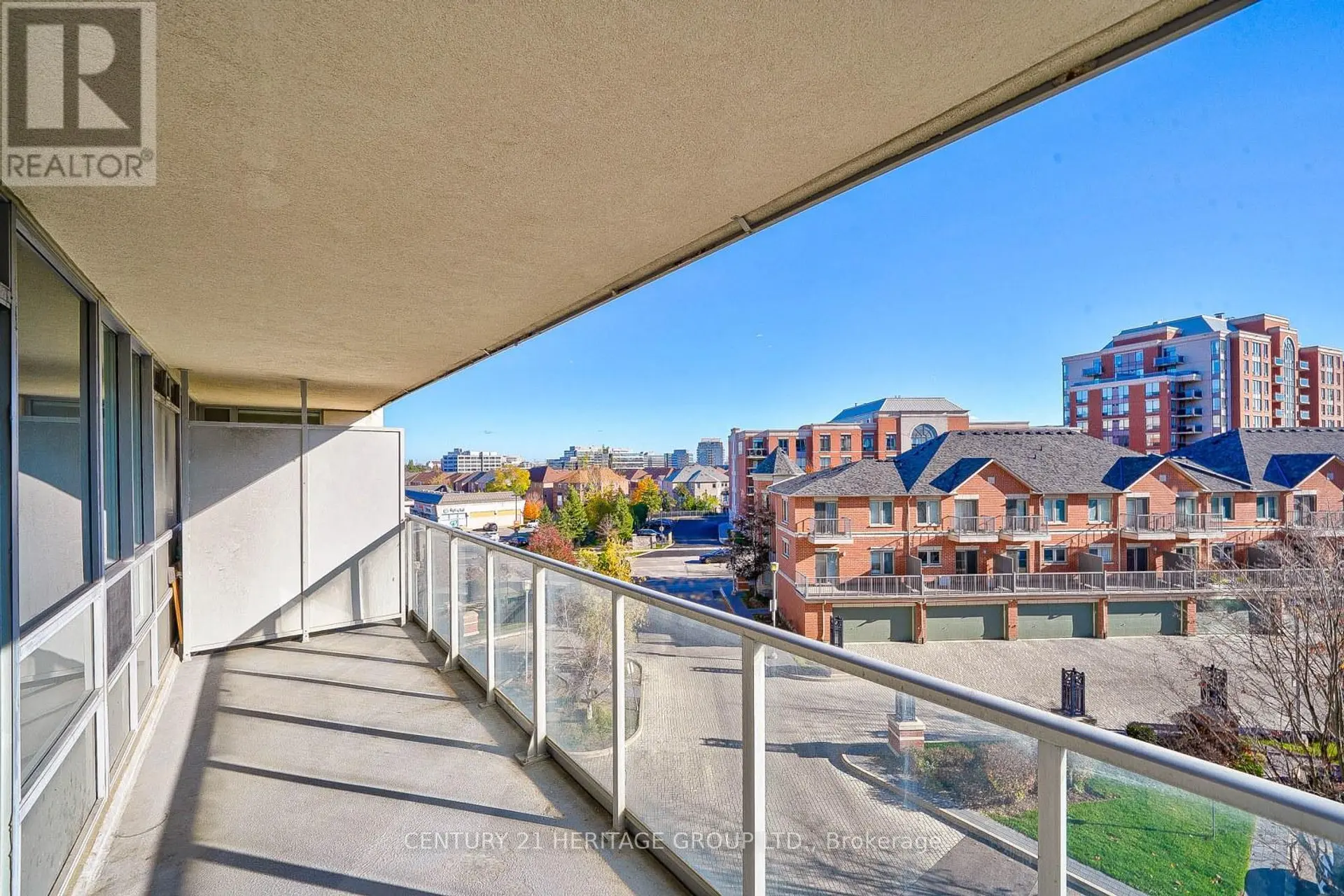 #509 88 TIMES AVENUE - Image 17