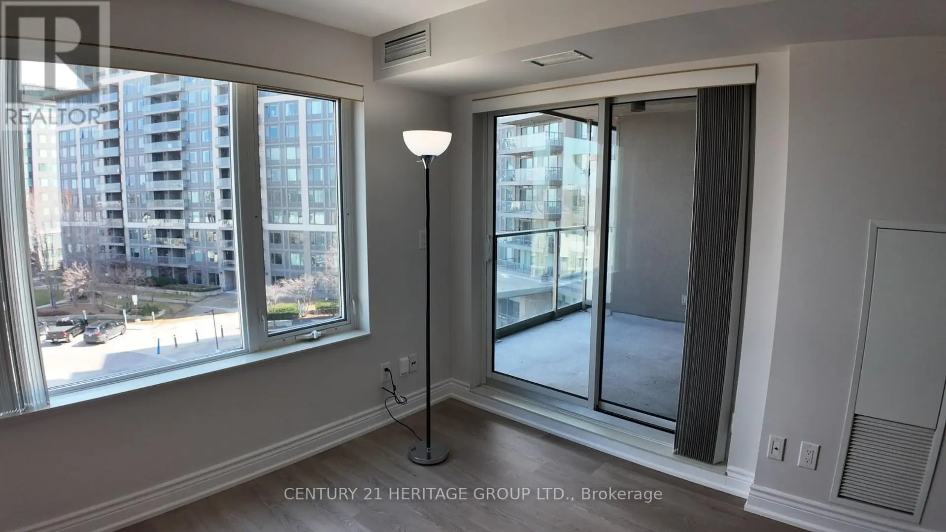 #601 233 SOUTH PARK ROAD - Image 10