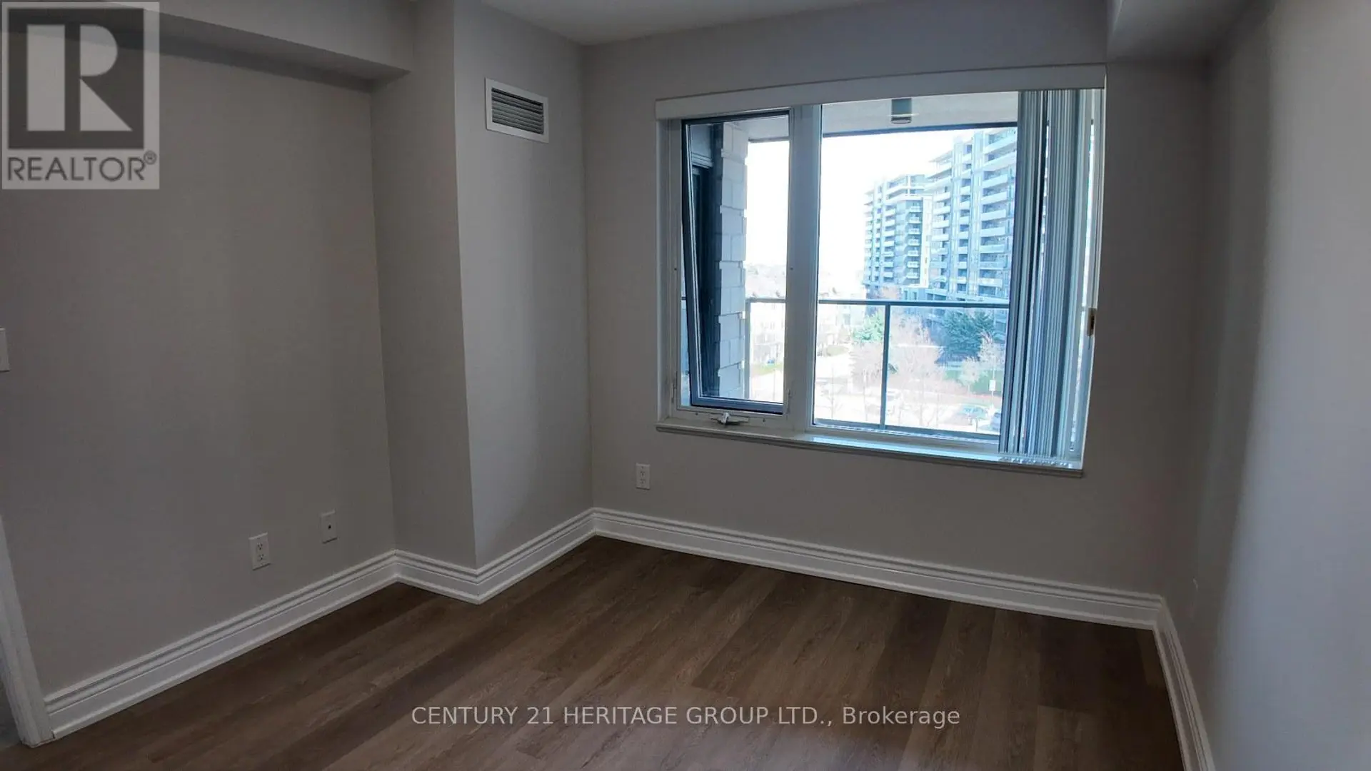 #601 233 SOUTH PARK ROAD - Image 14