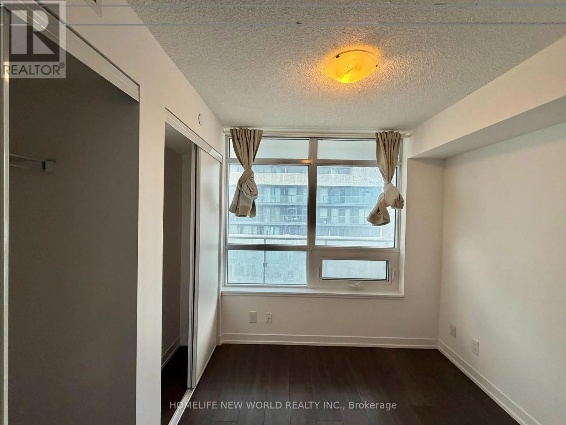 #910 365 CHURCH STREET - Image 11
