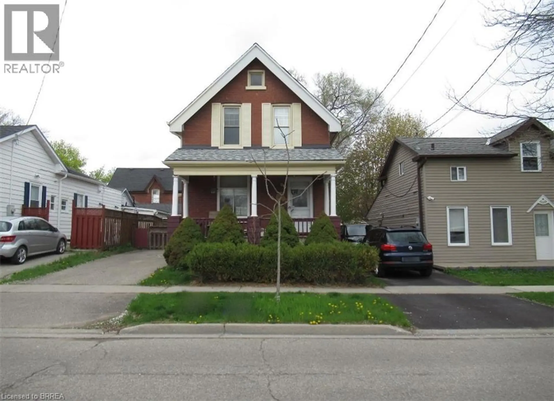 196 WELLINGTON Street - Image 1