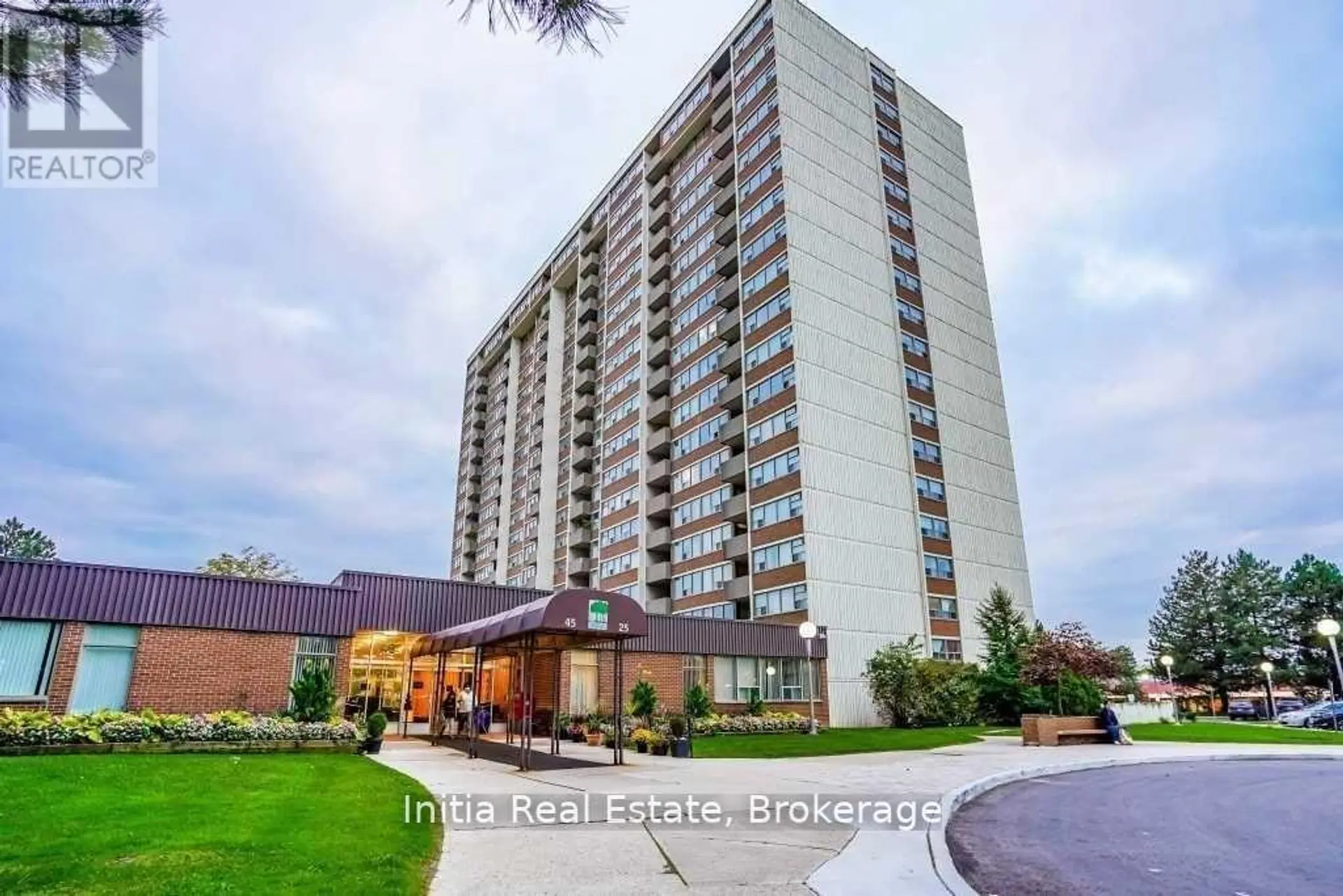 #601 25 SILVER SPRINGS BOULEVARD - Image 1