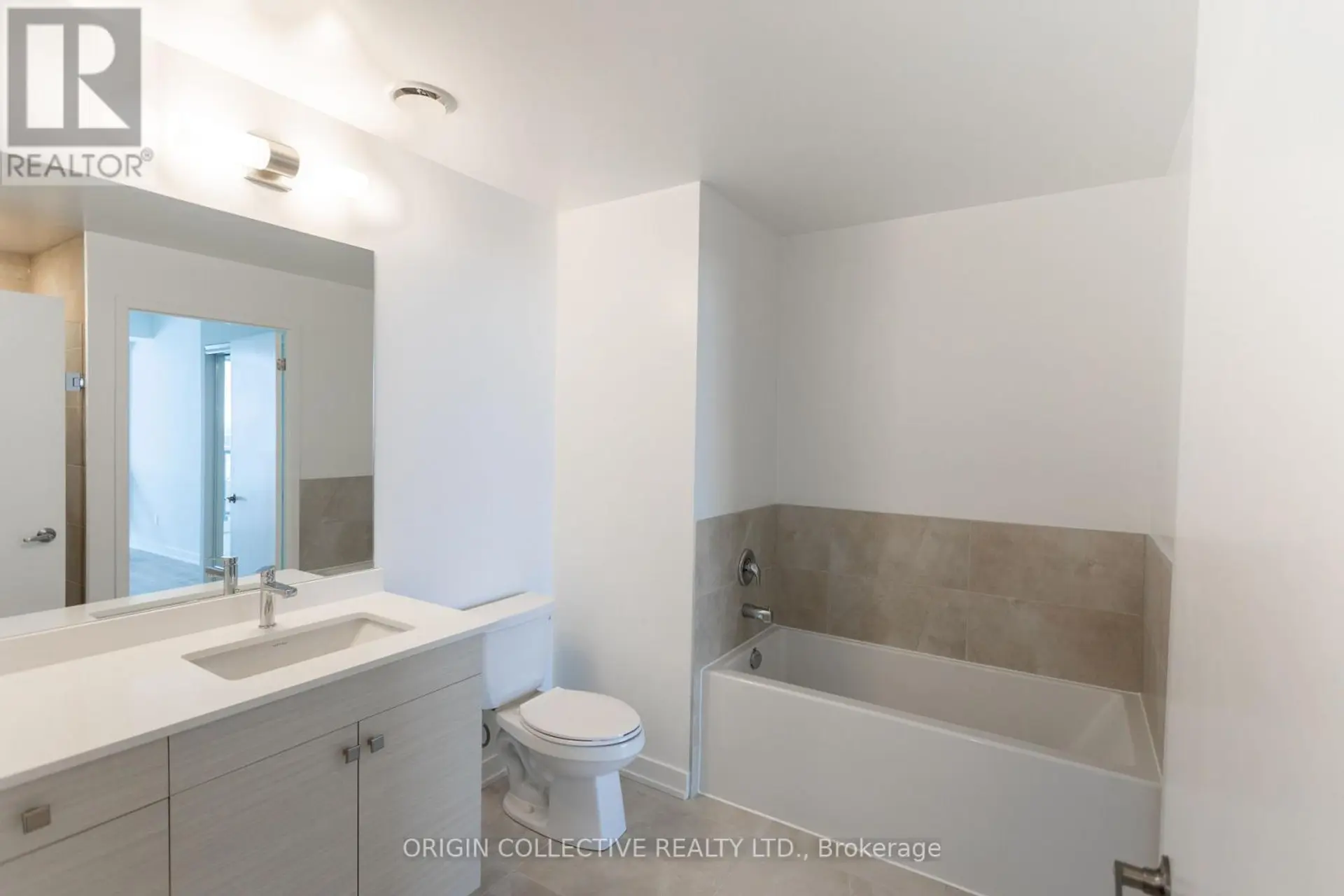 #605 1035 SOUTHDOWN ROAD - Image 10