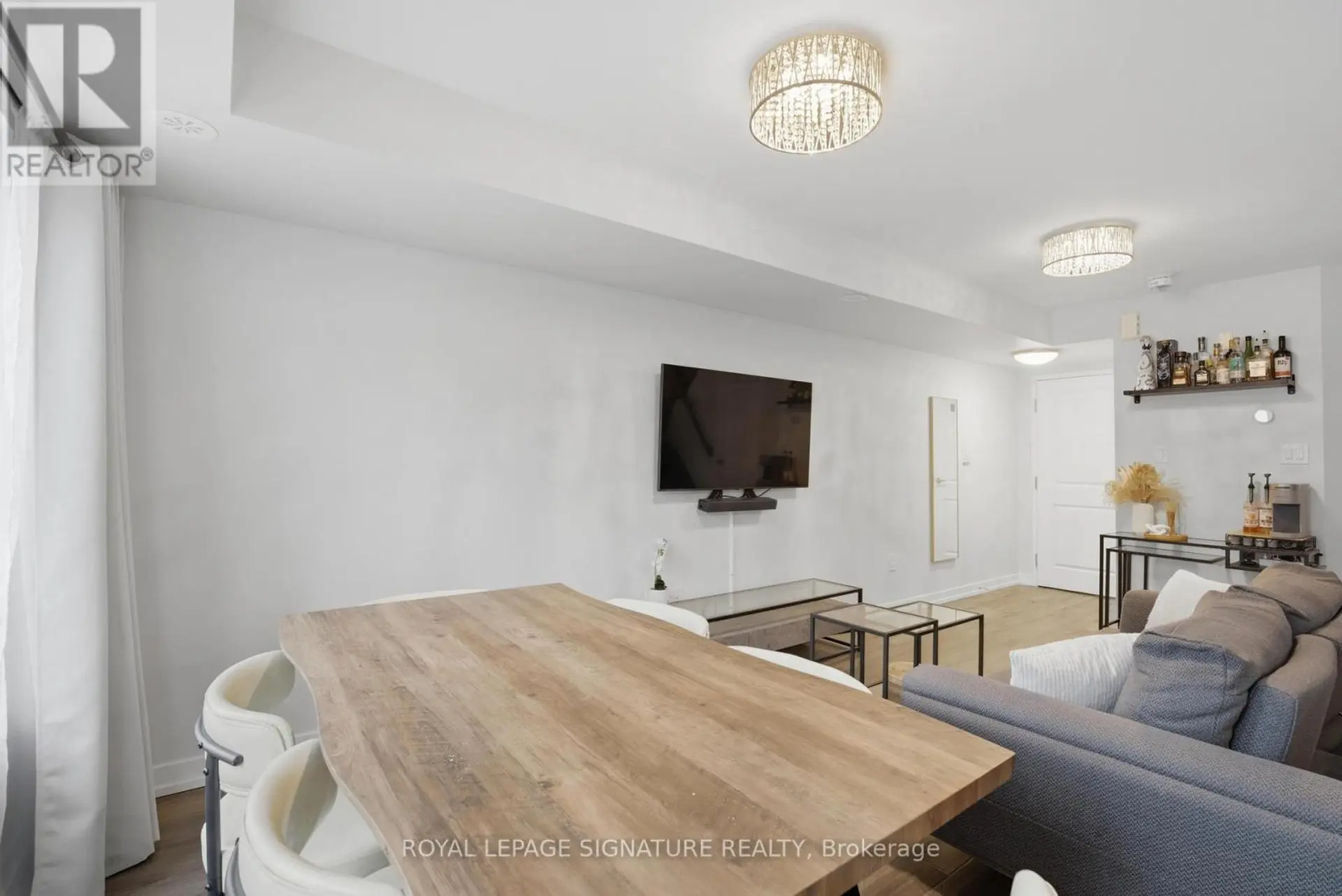 #50 2315 SHEPPARD AVENUE W - Image 4