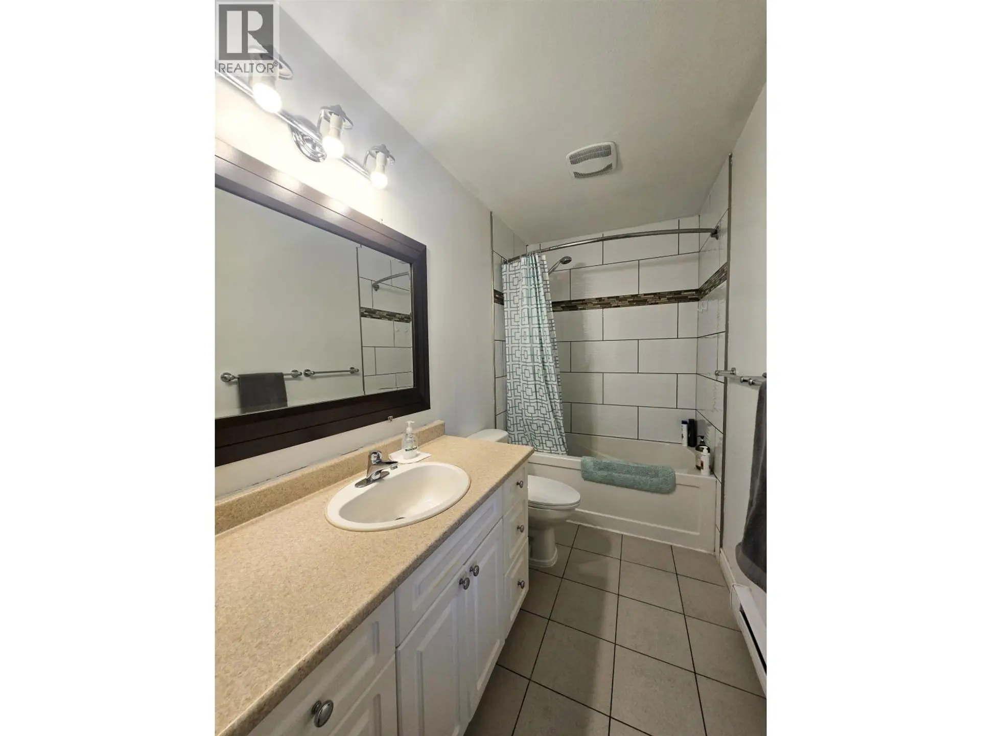 99 CHARLES STREET - Image 10