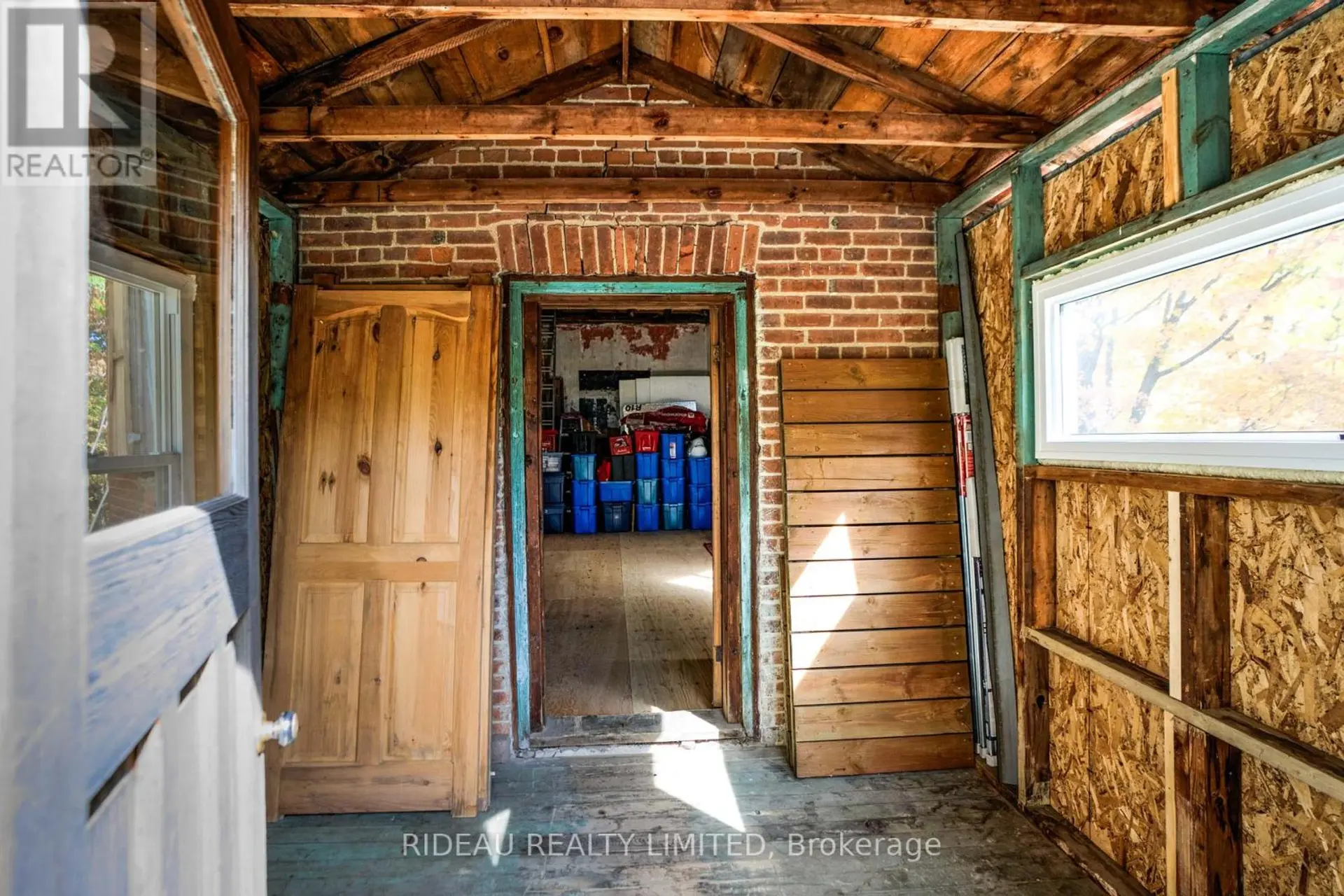 24 BRIAR HILL ROAD - Image 17