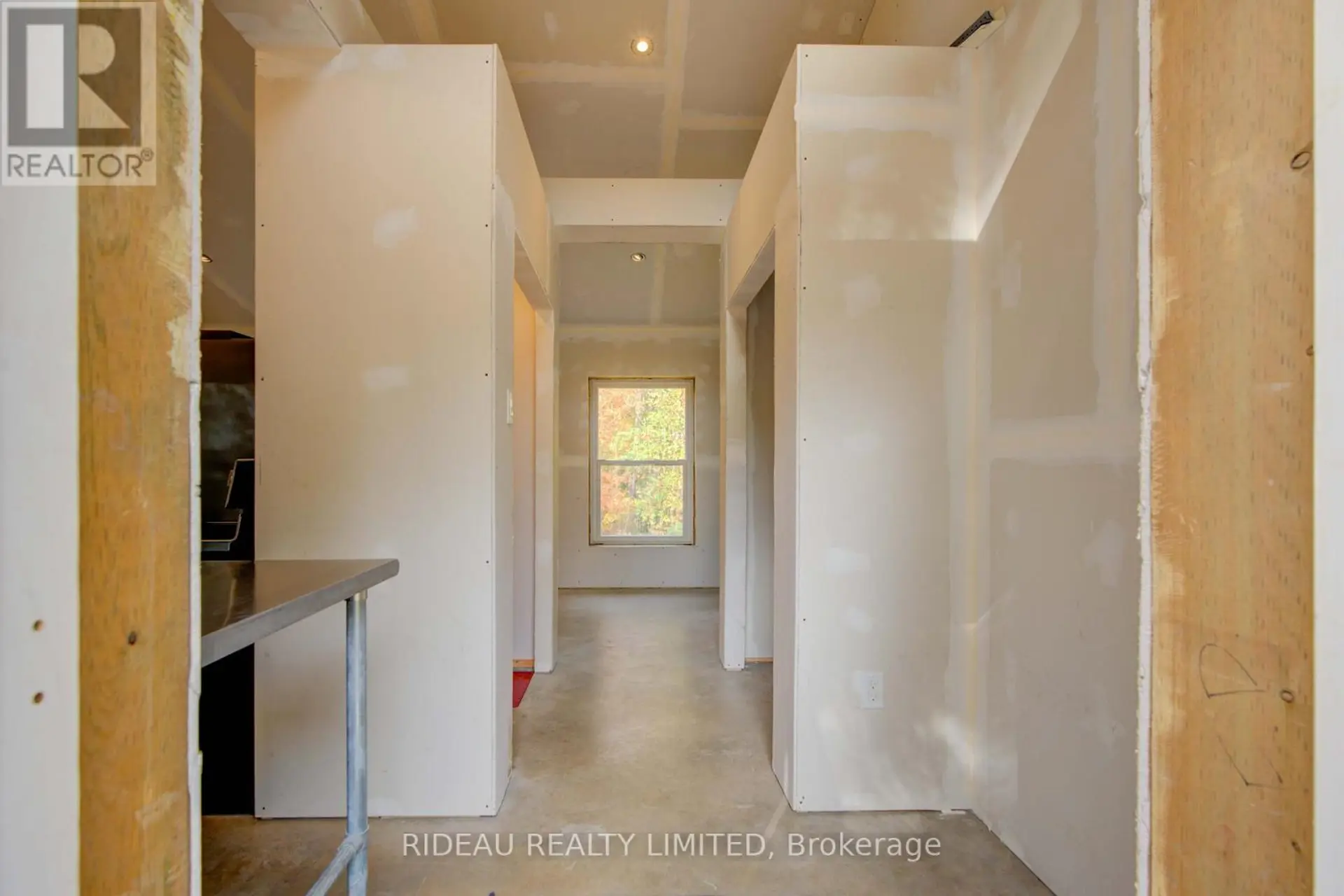 24 BRIAR HILL ROAD - Image 2