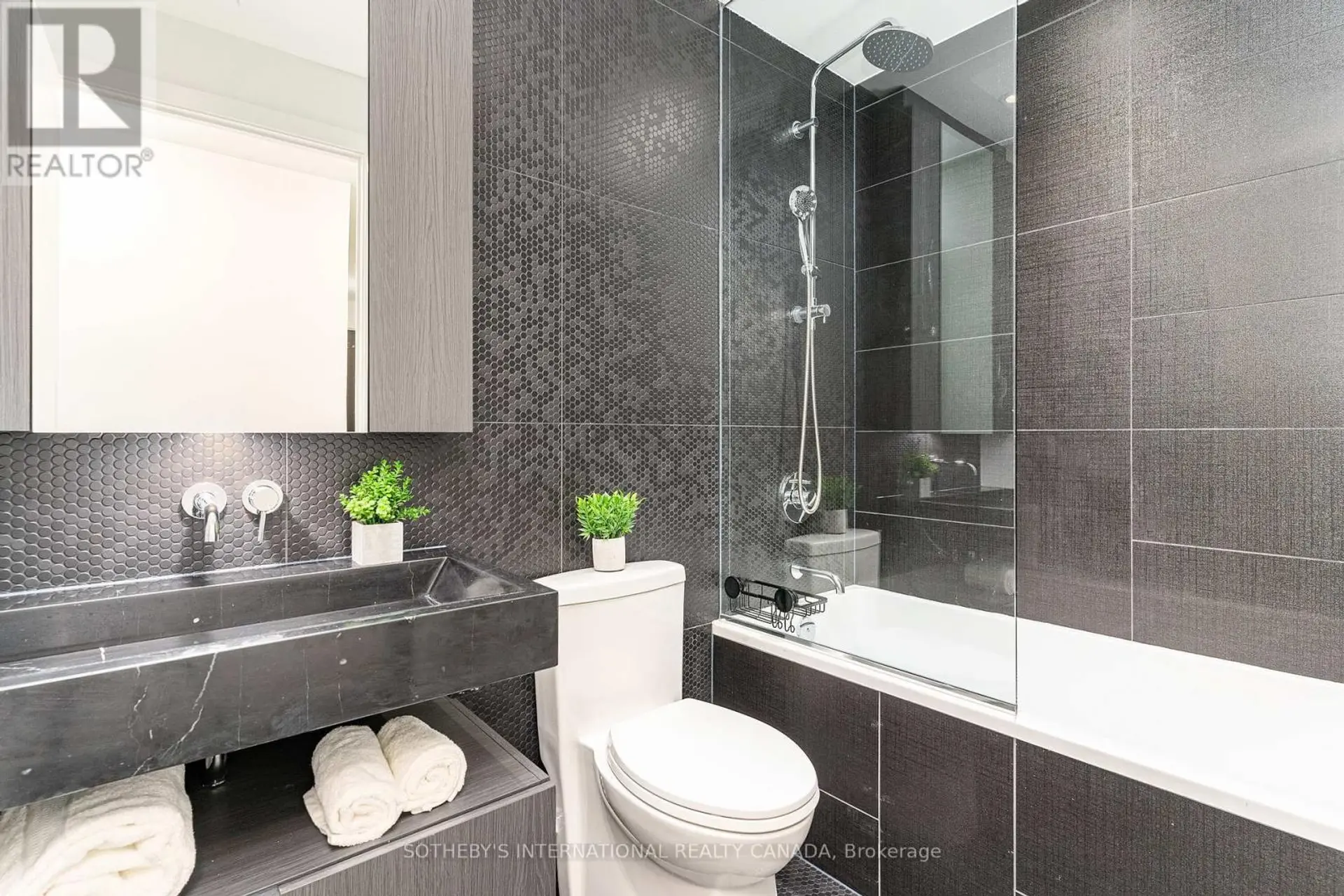 #1111 11 YORKVILLE AVENUE - Image 13