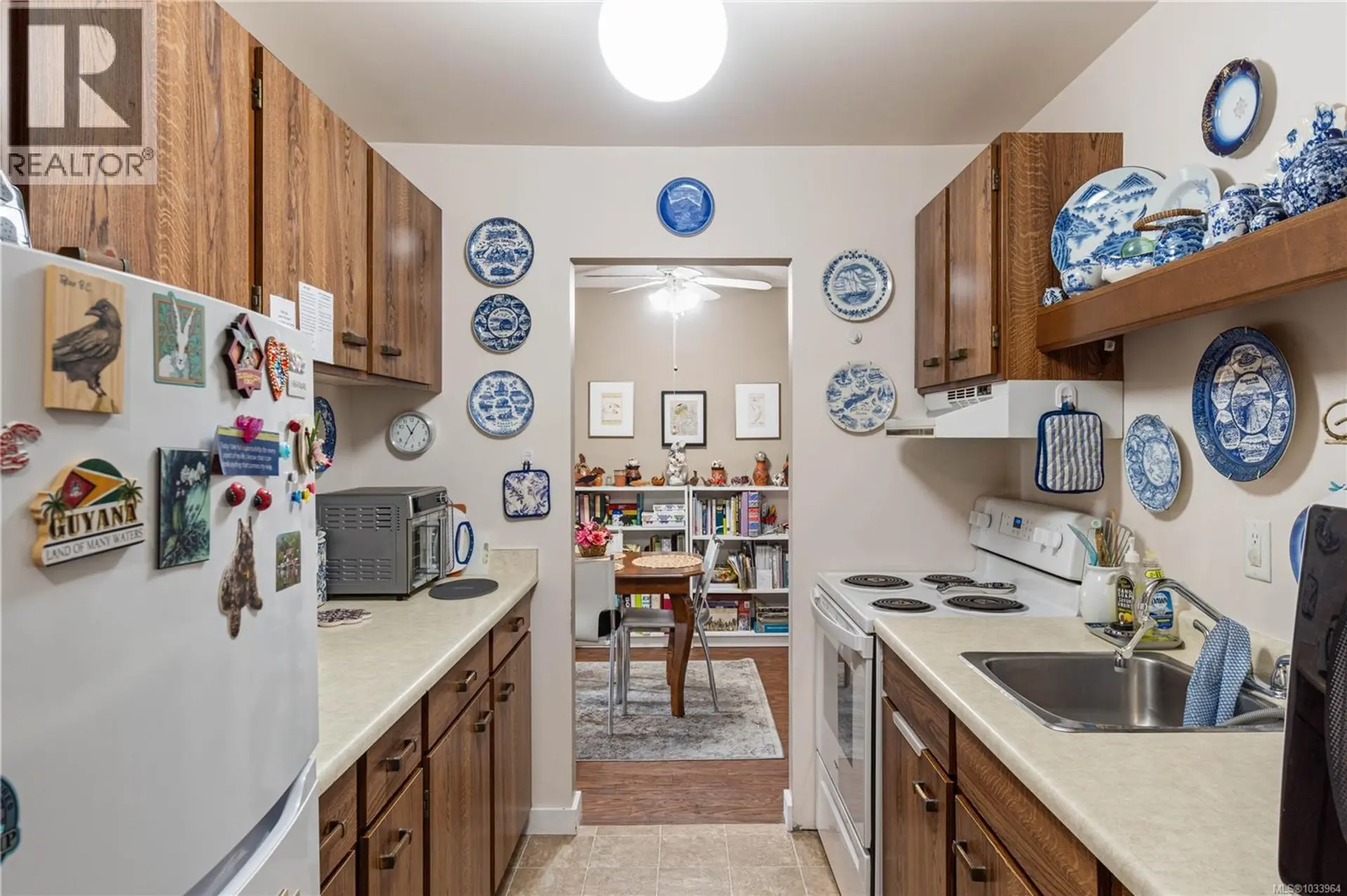 #314 550 Bradley St - Image 3