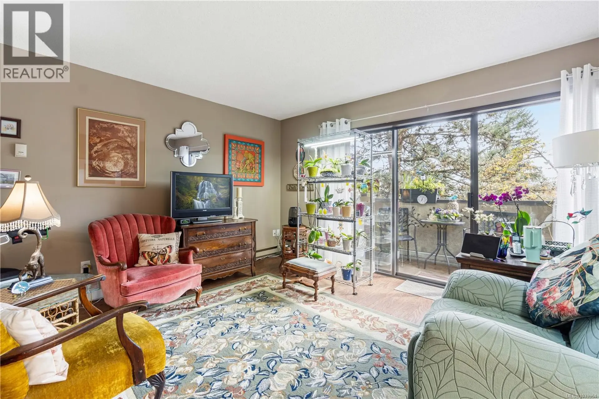 #314 550 Bradley St - Image 6