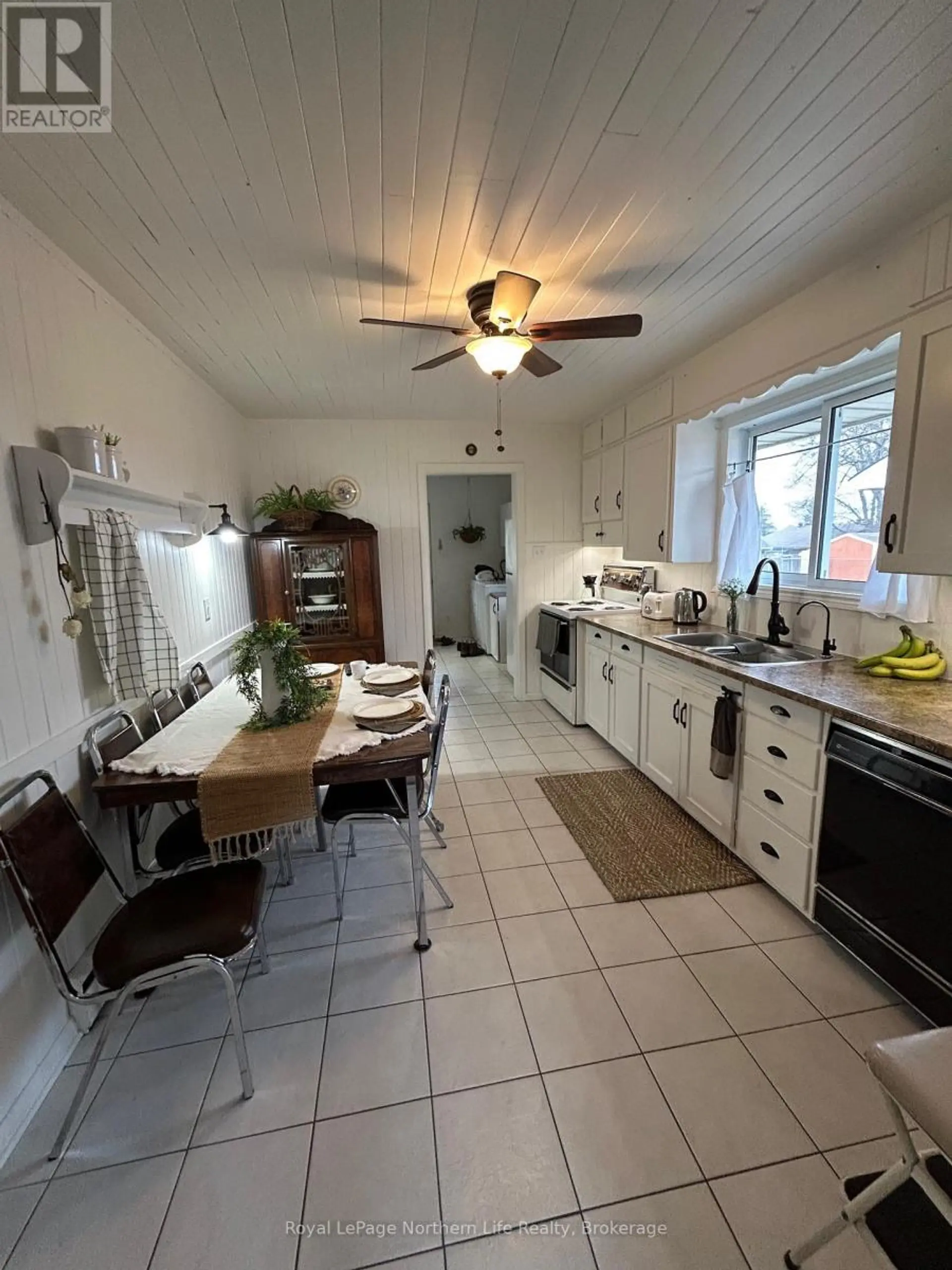 446 PRINCESS STREET W - Image 7