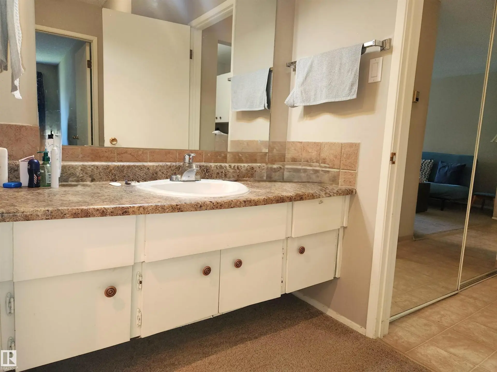#224 5125 RIVERBEND RD NW - Image 7