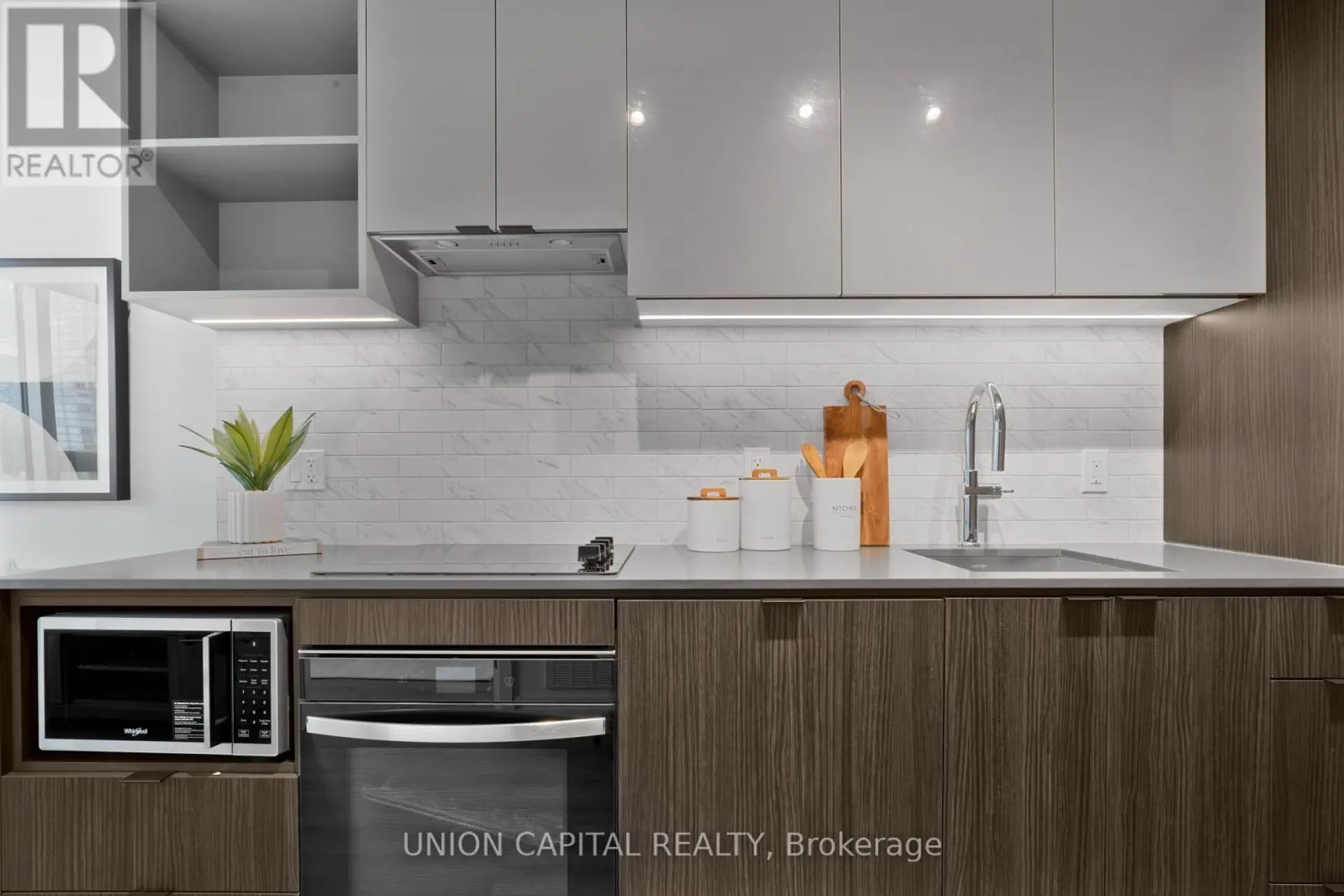 #1801 252 CHURCH STREET - Image 11
