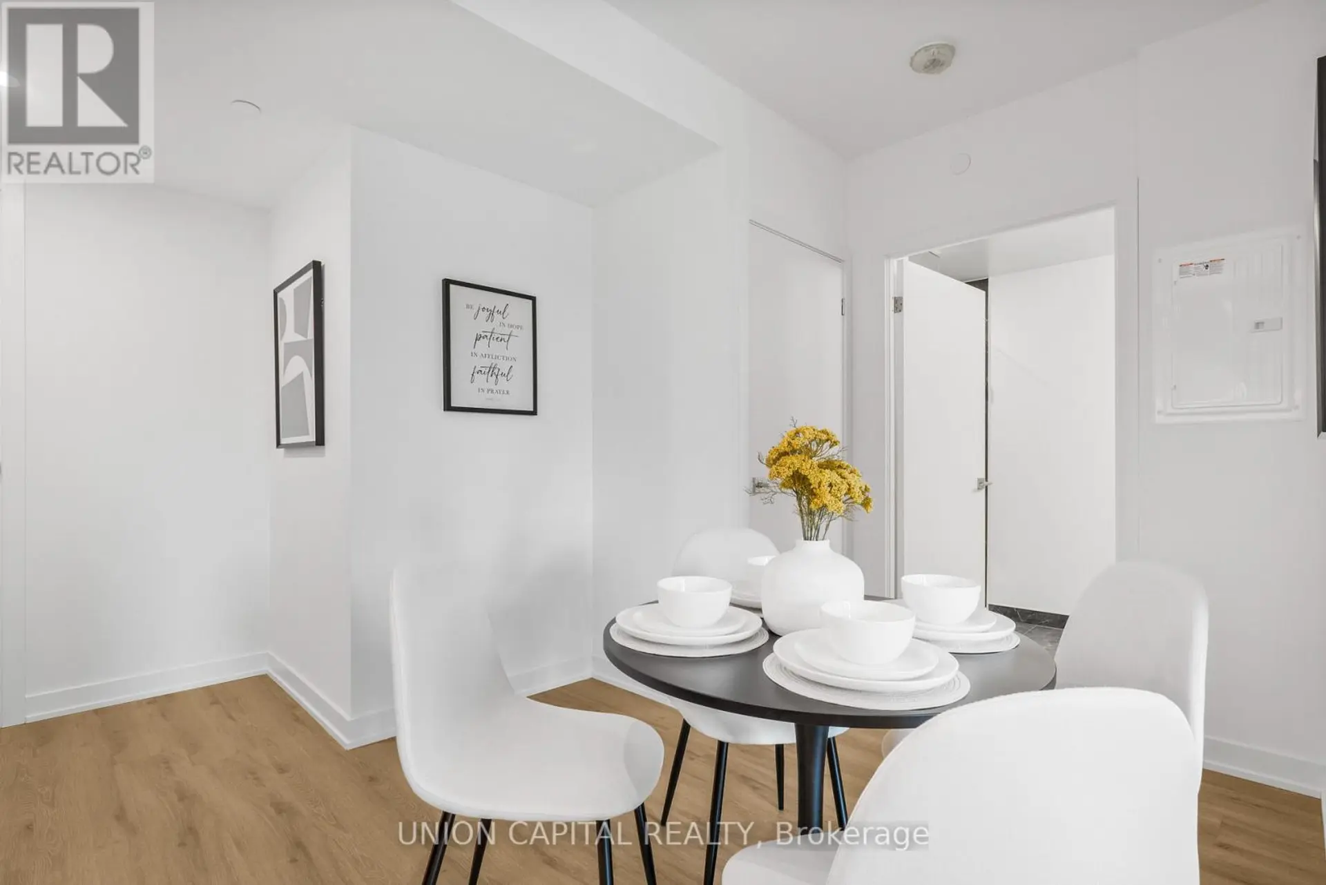 #1801 252 CHURCH STREET - Image 12