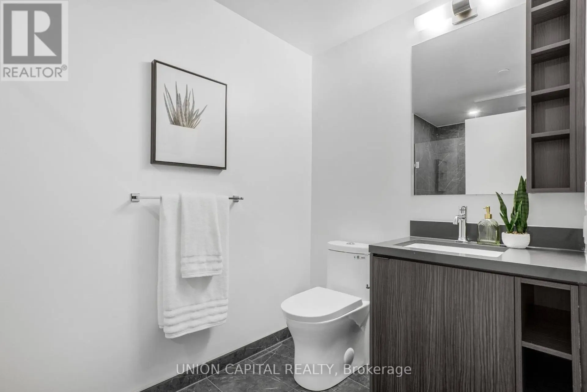 #1801 252 CHURCH STREET - Image 13