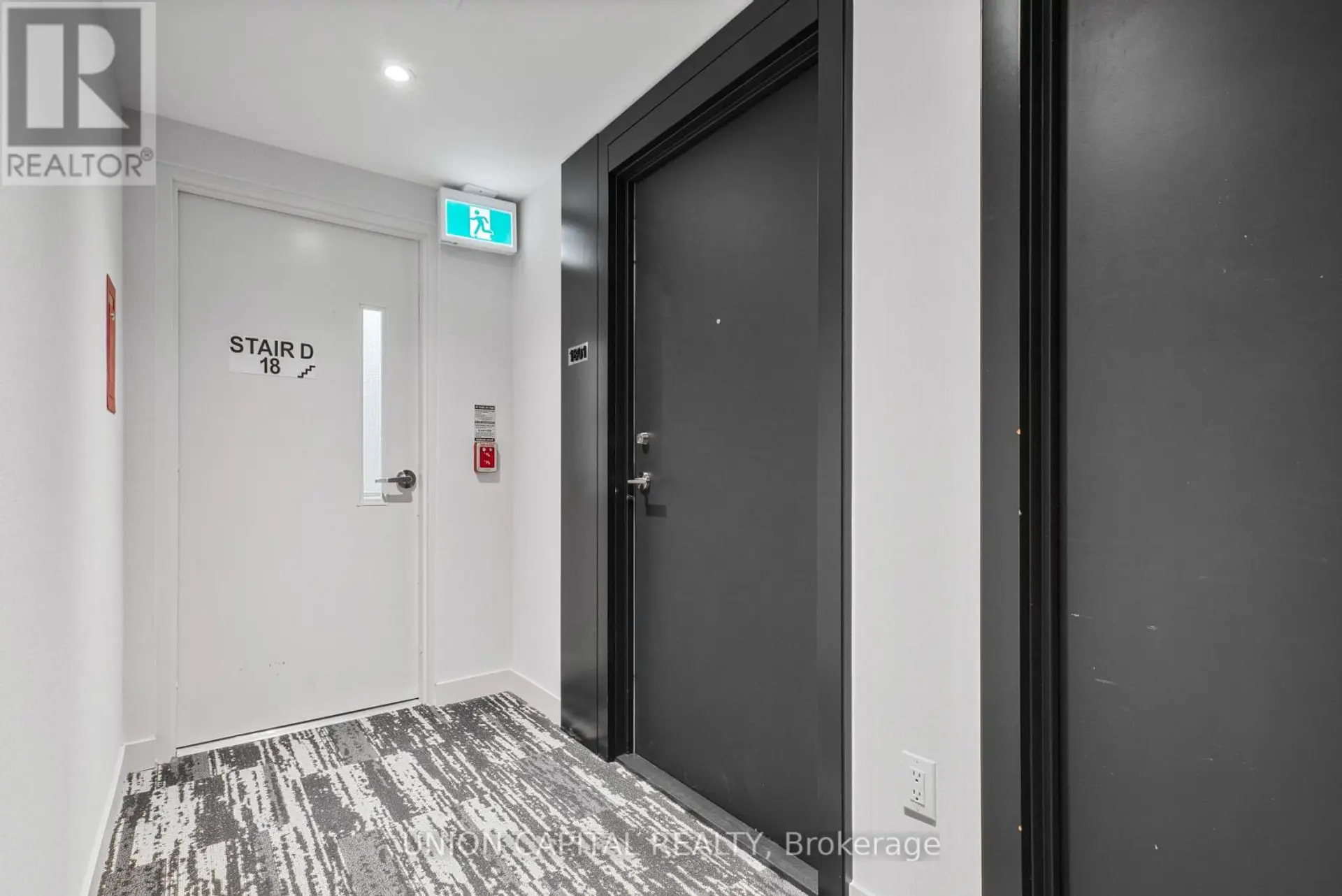 #1801 252 CHURCH STREET - Image 17