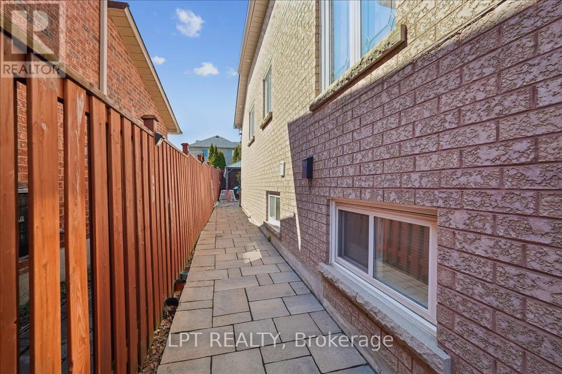19 TERRASTONE COURT - Image 15