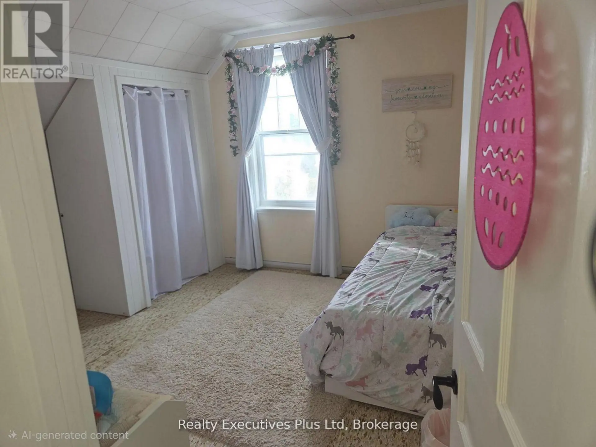 15 BARRIE STREET - Image 11