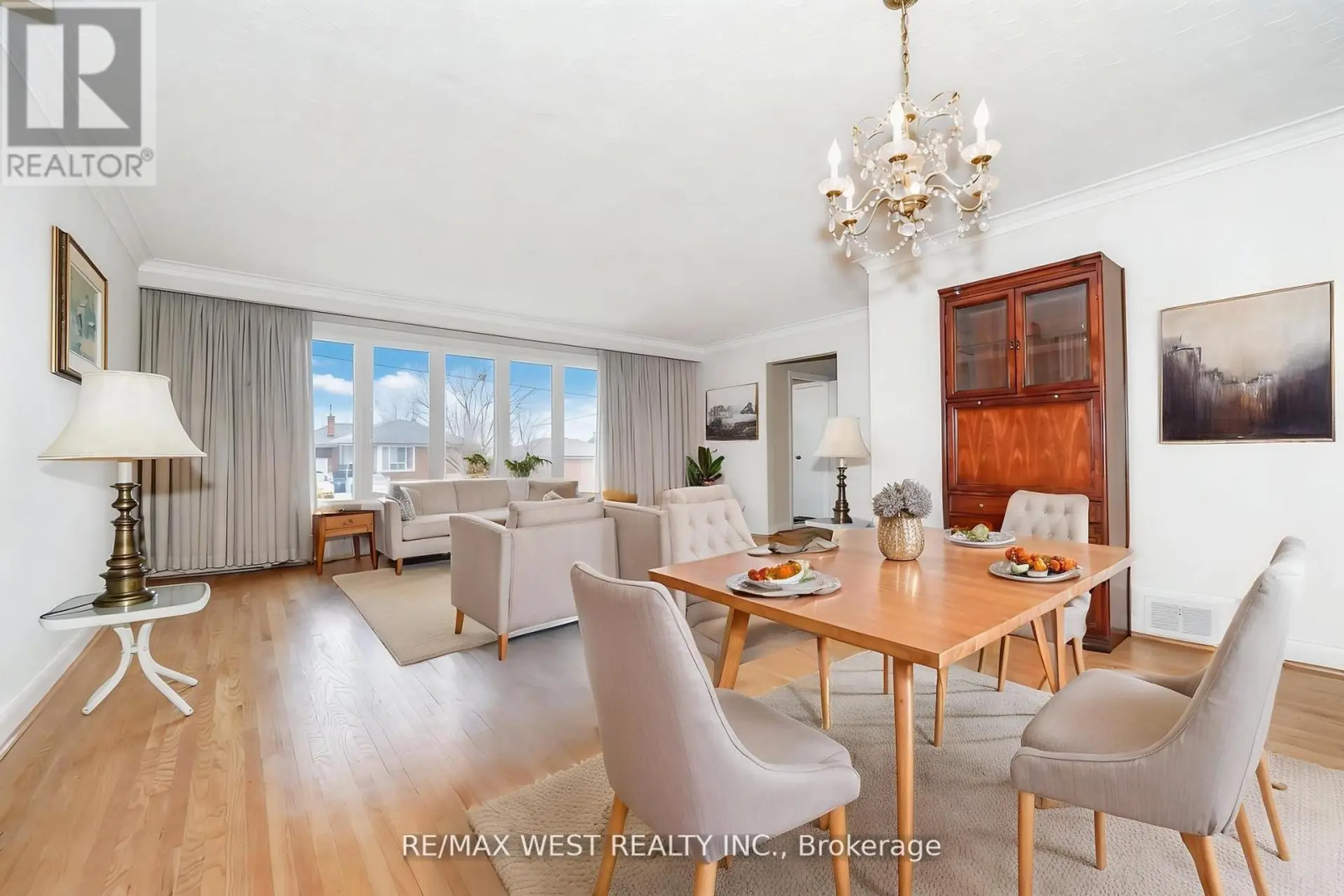 32 DEEVALE ROAD - Image 3