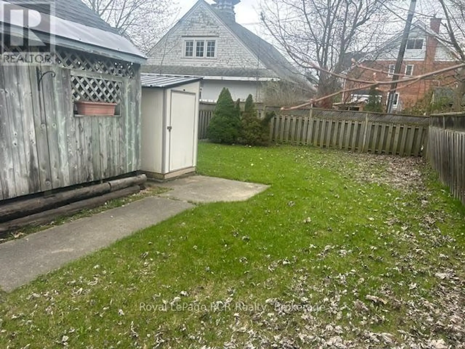 433 12TH STREET W - Image 4
