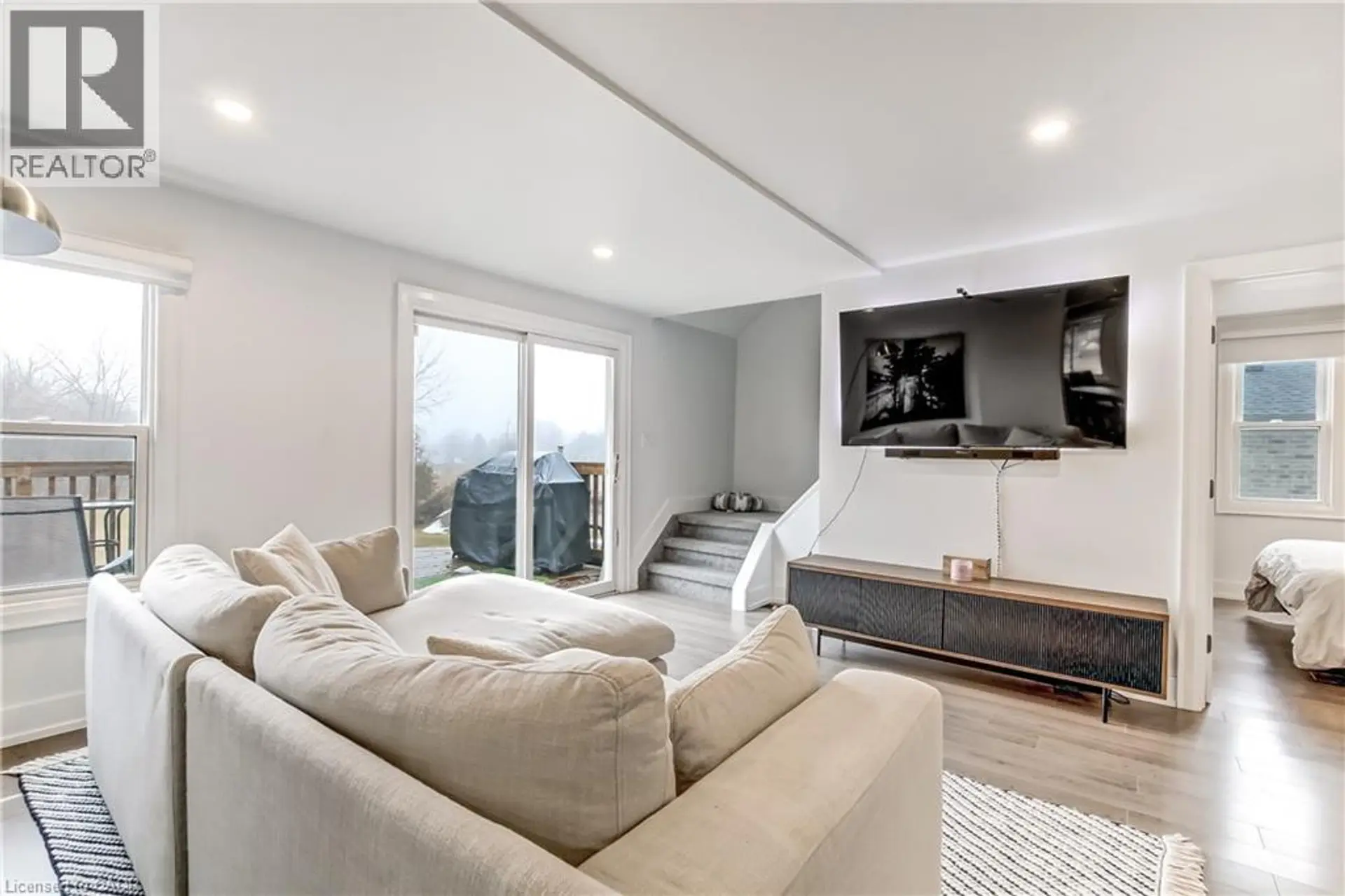 65 NORFOLK Street - Image 5