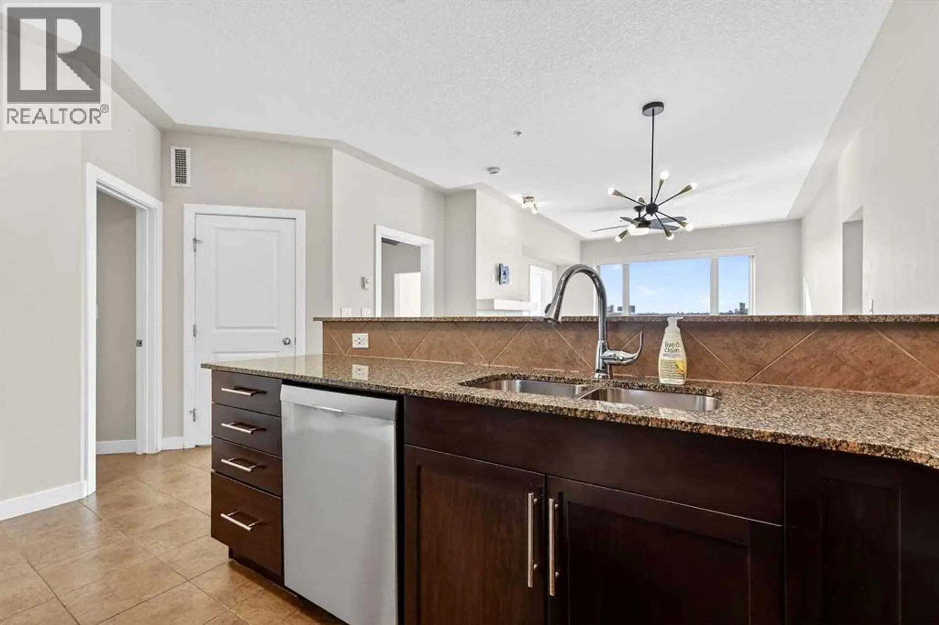 #404 35 Inglewood Park SE - Image 9