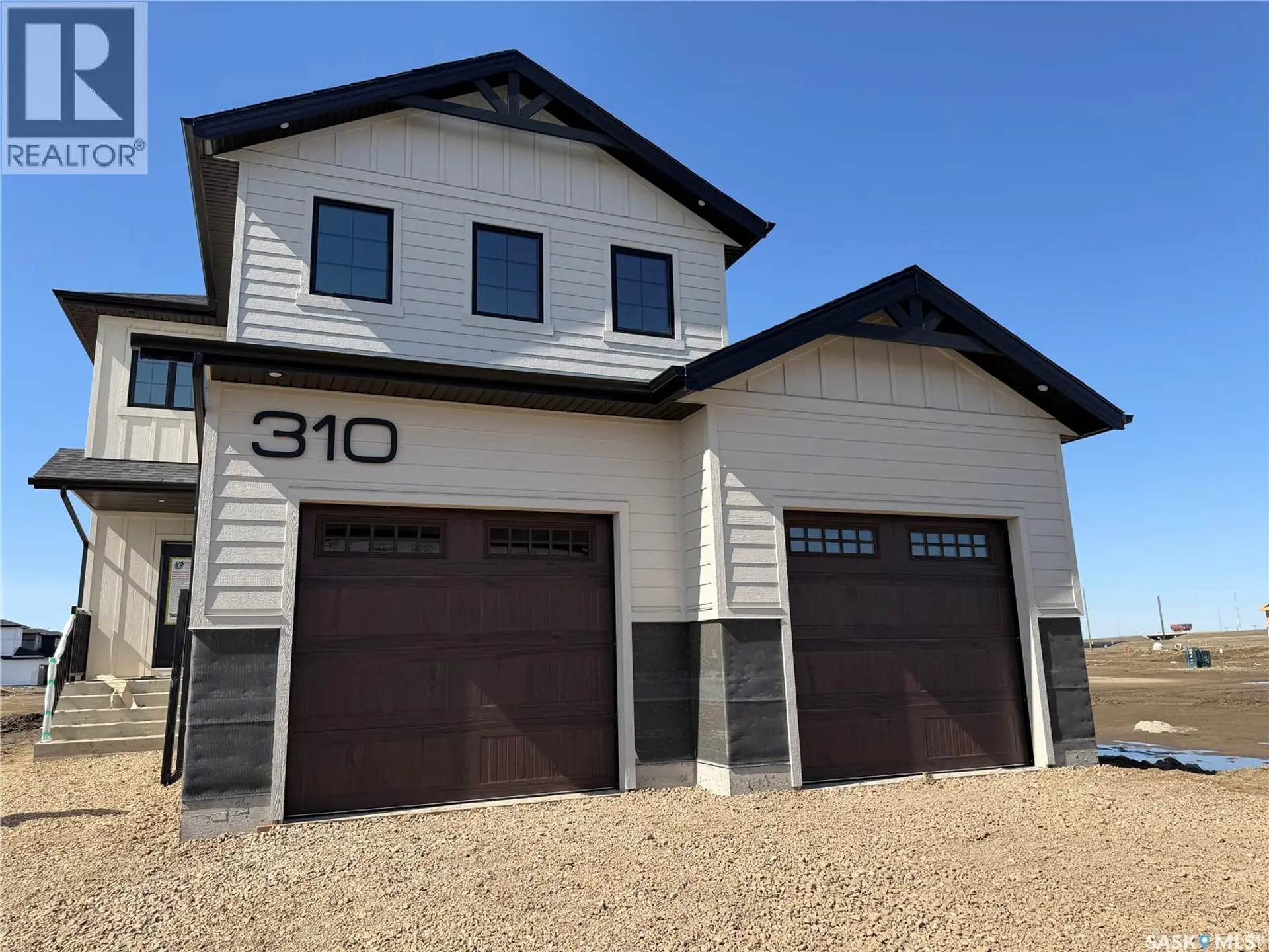 310 Traeger MANOR - Image 1